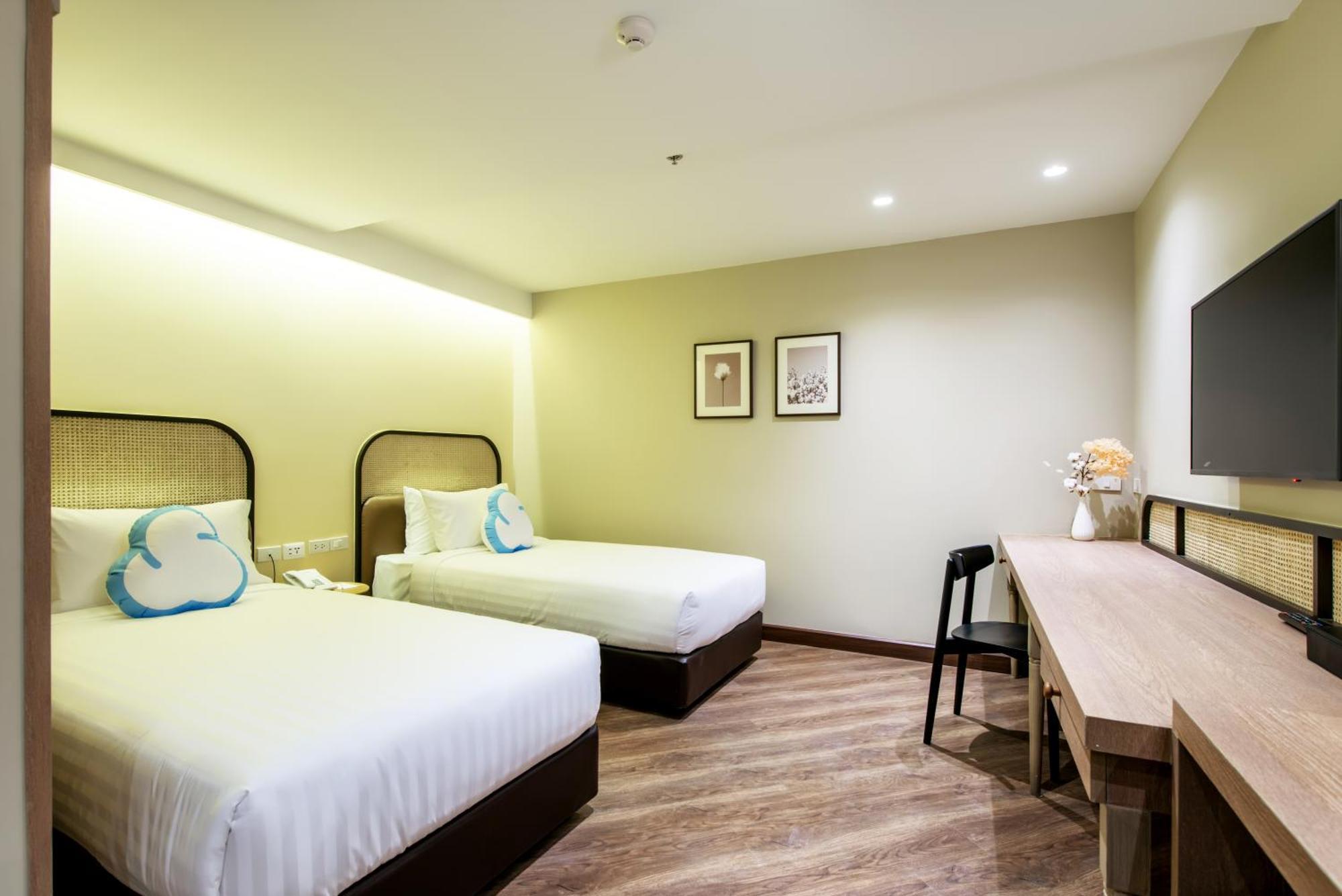 Double or Twin Room No Window