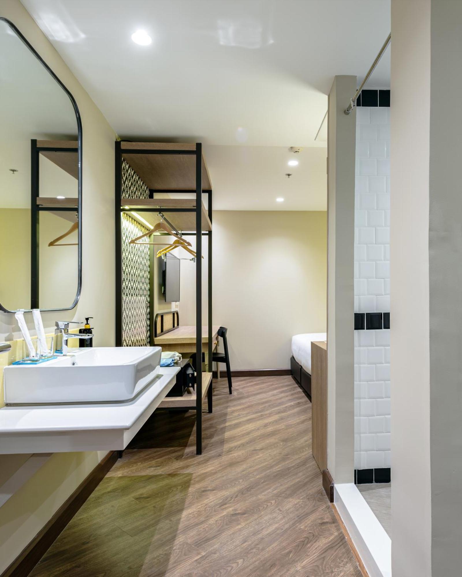 Double or Twin Room No Window