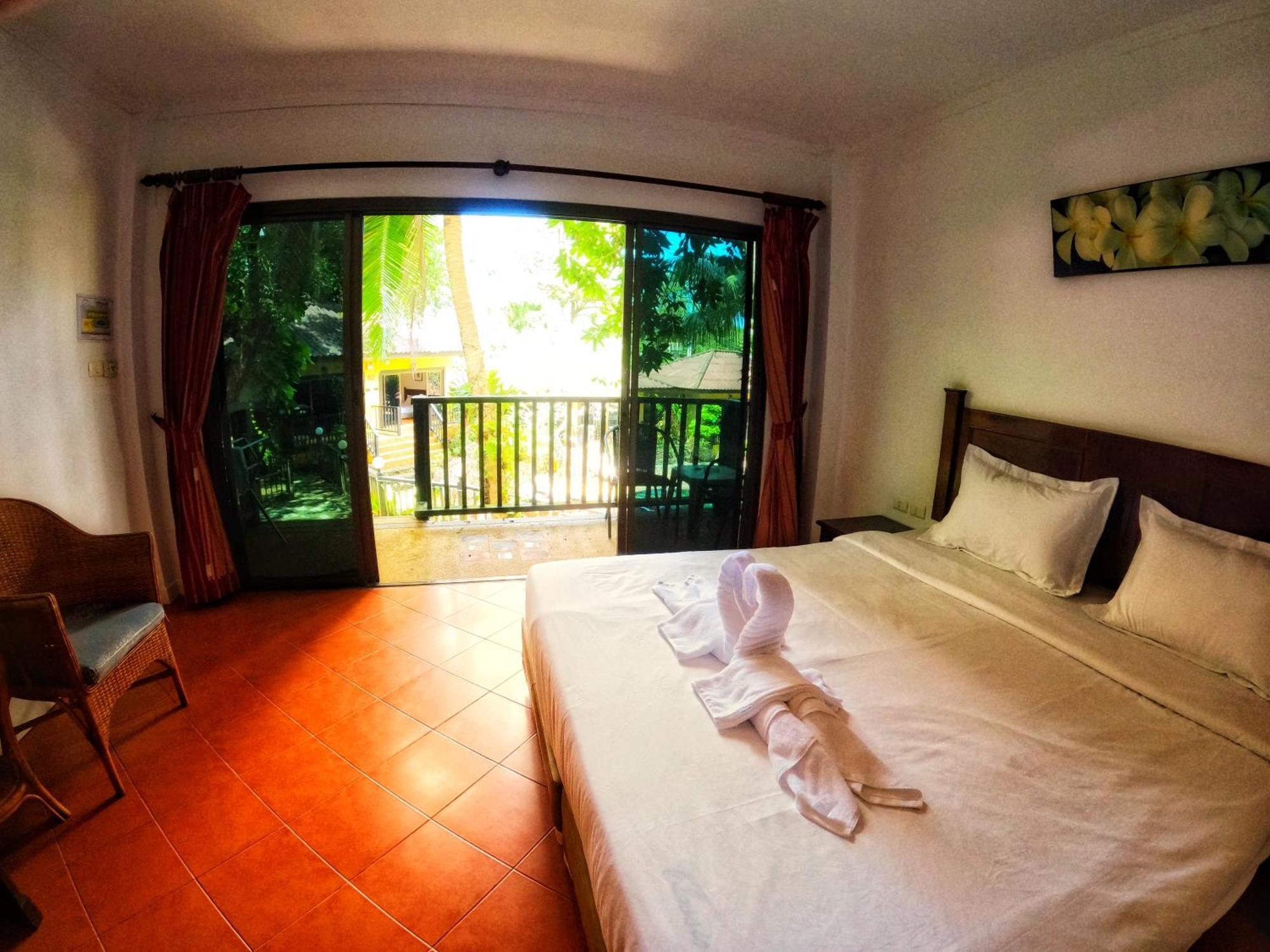 Double Room Pool View