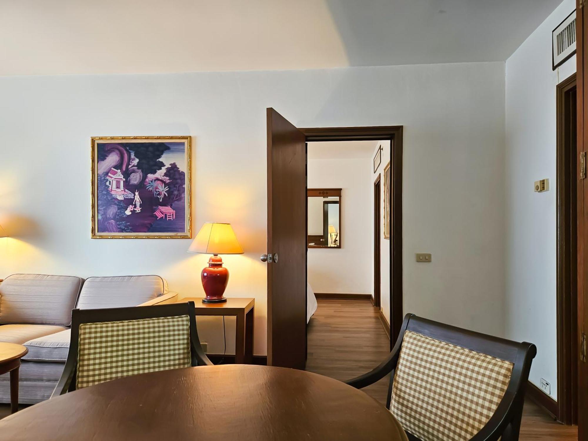 One Bedroom Suite