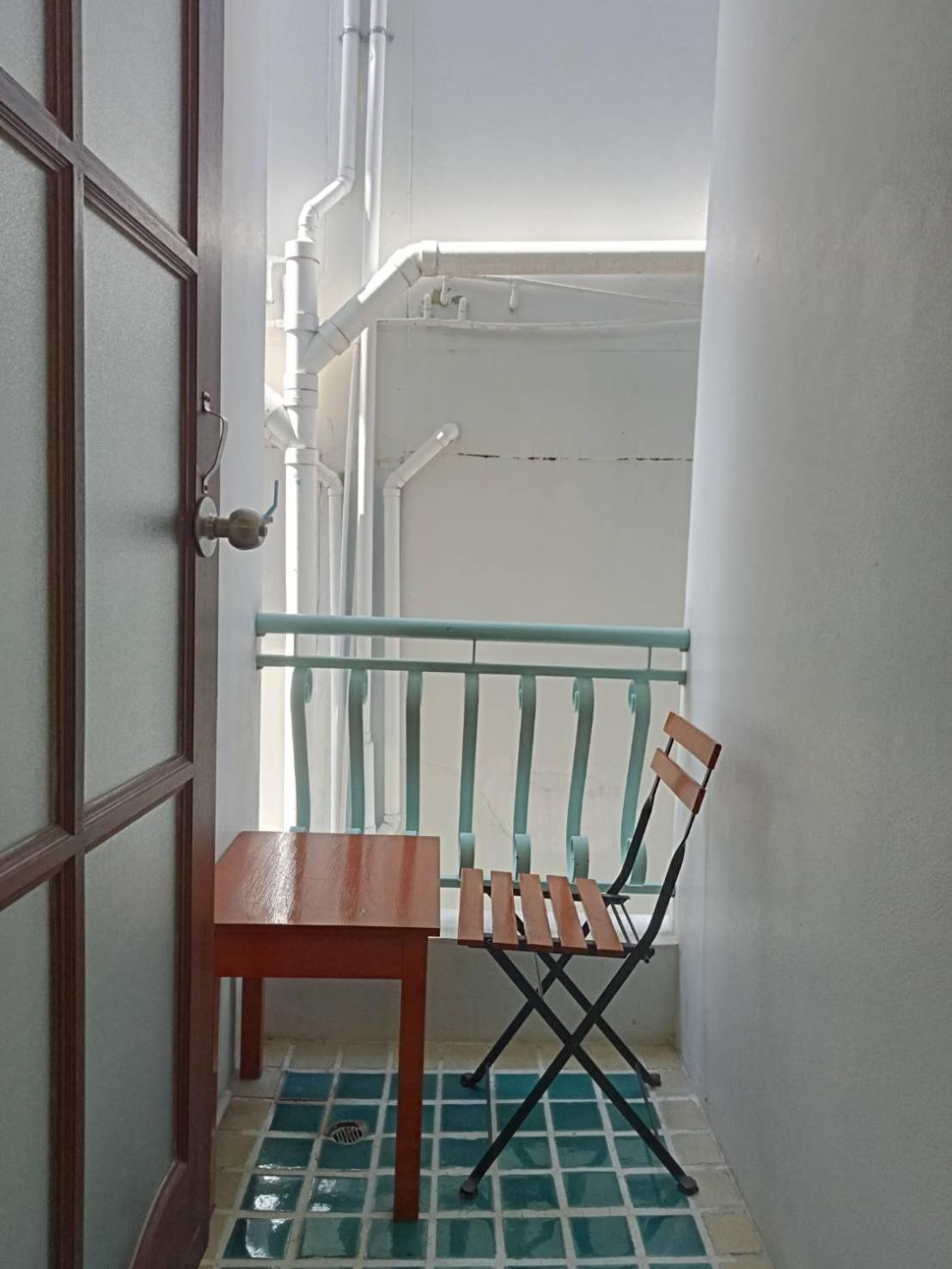 Standard Twin Room Balcony