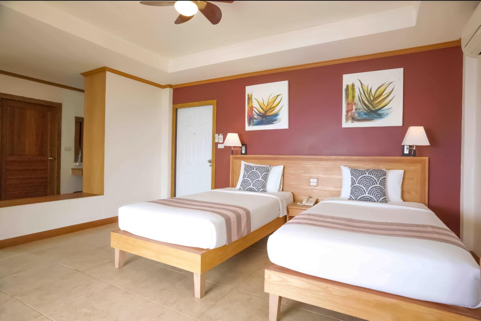 Quadruple Room with Sea View
