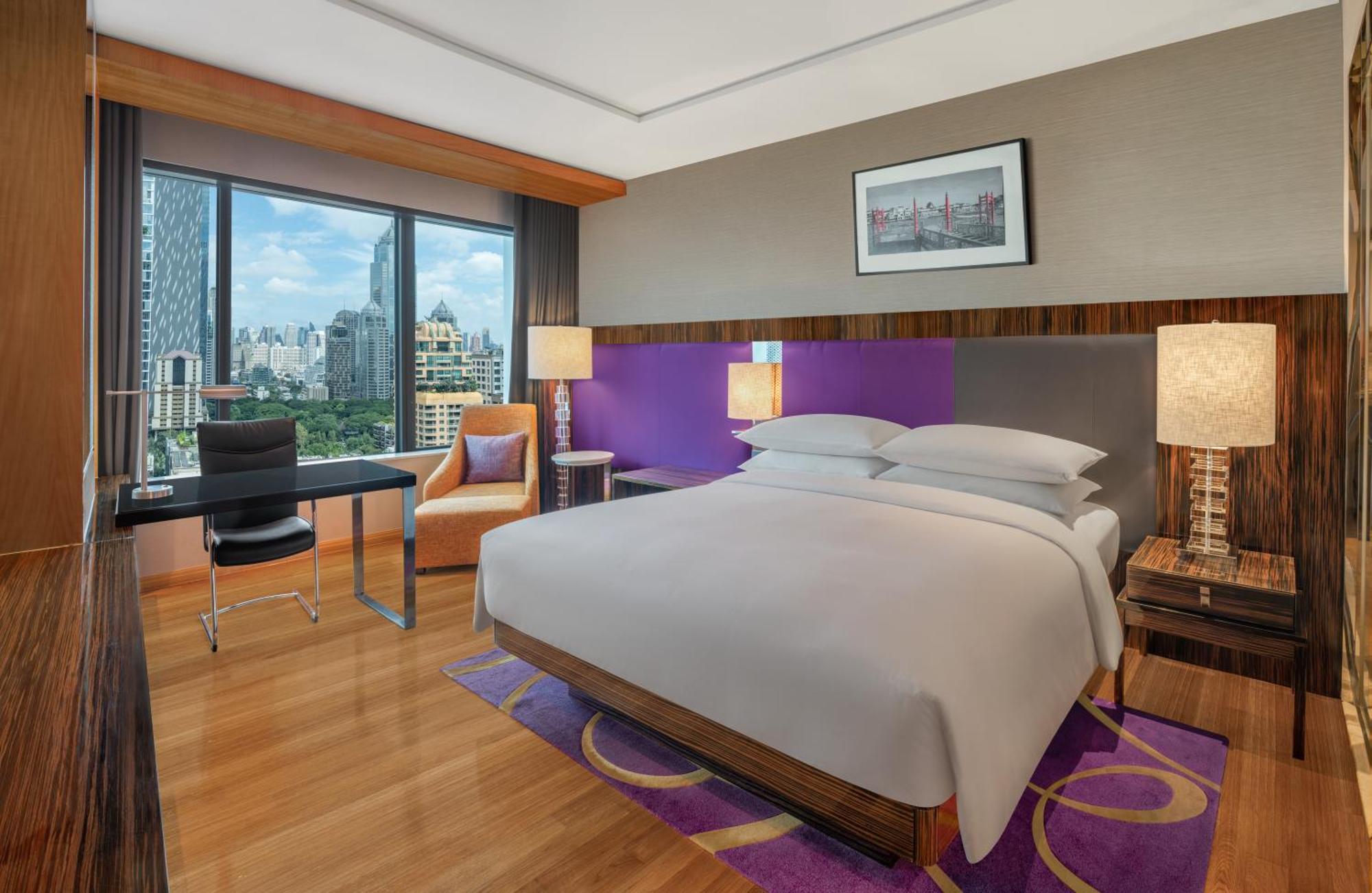 Executive Club Room, King Bed, High Floor,1588078391:JPEG