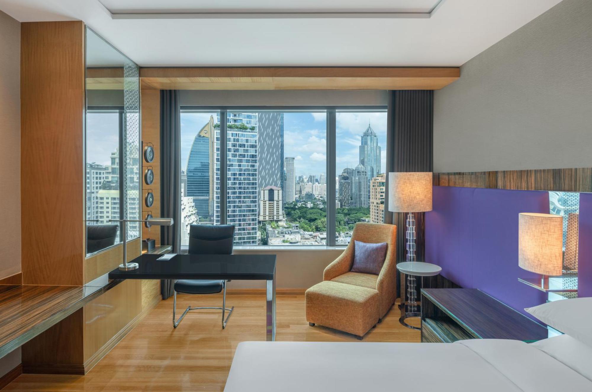R Discovery, King Bed, High Floor,1528187416:JPEG