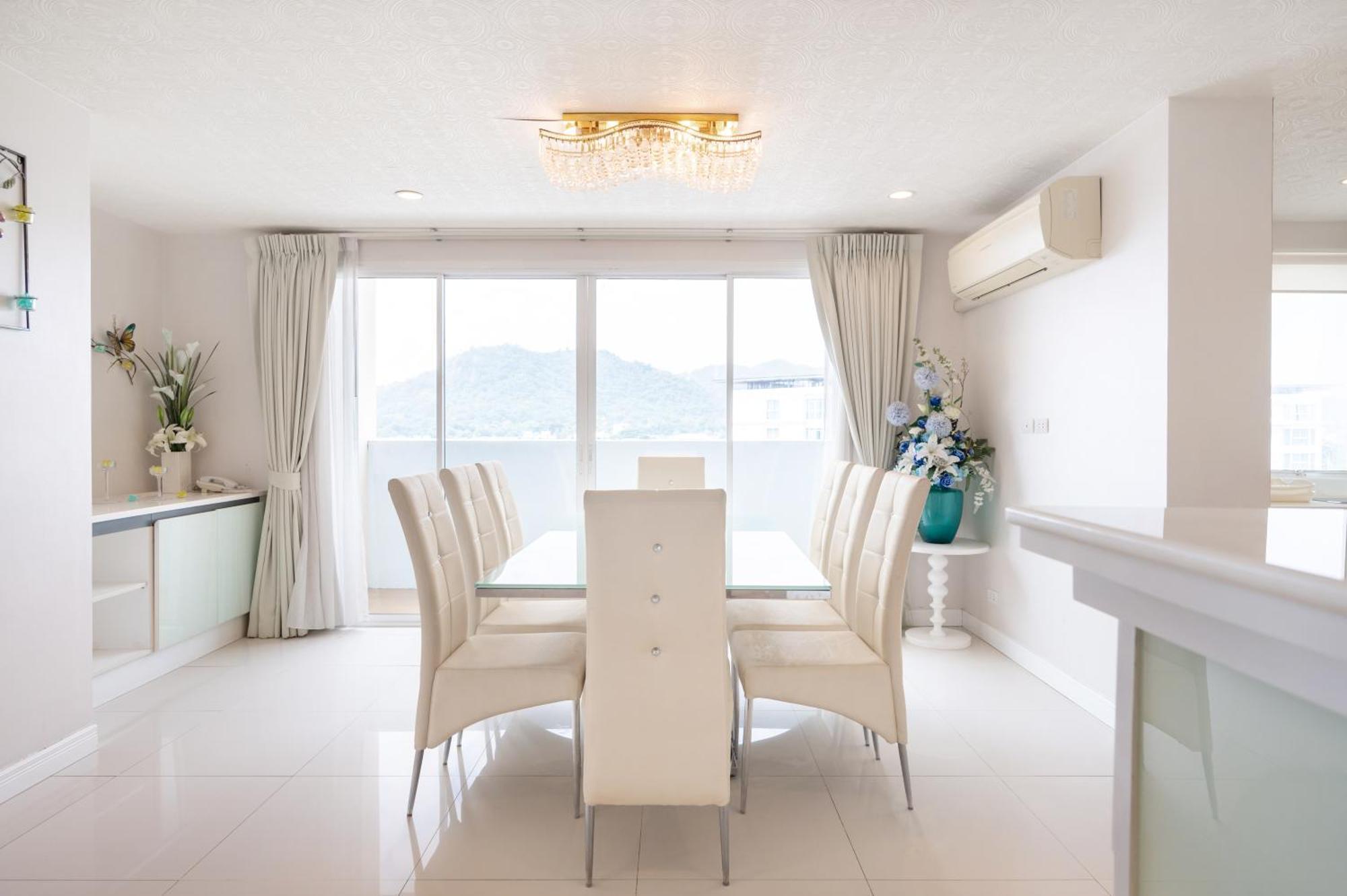 Penthouse Apartment