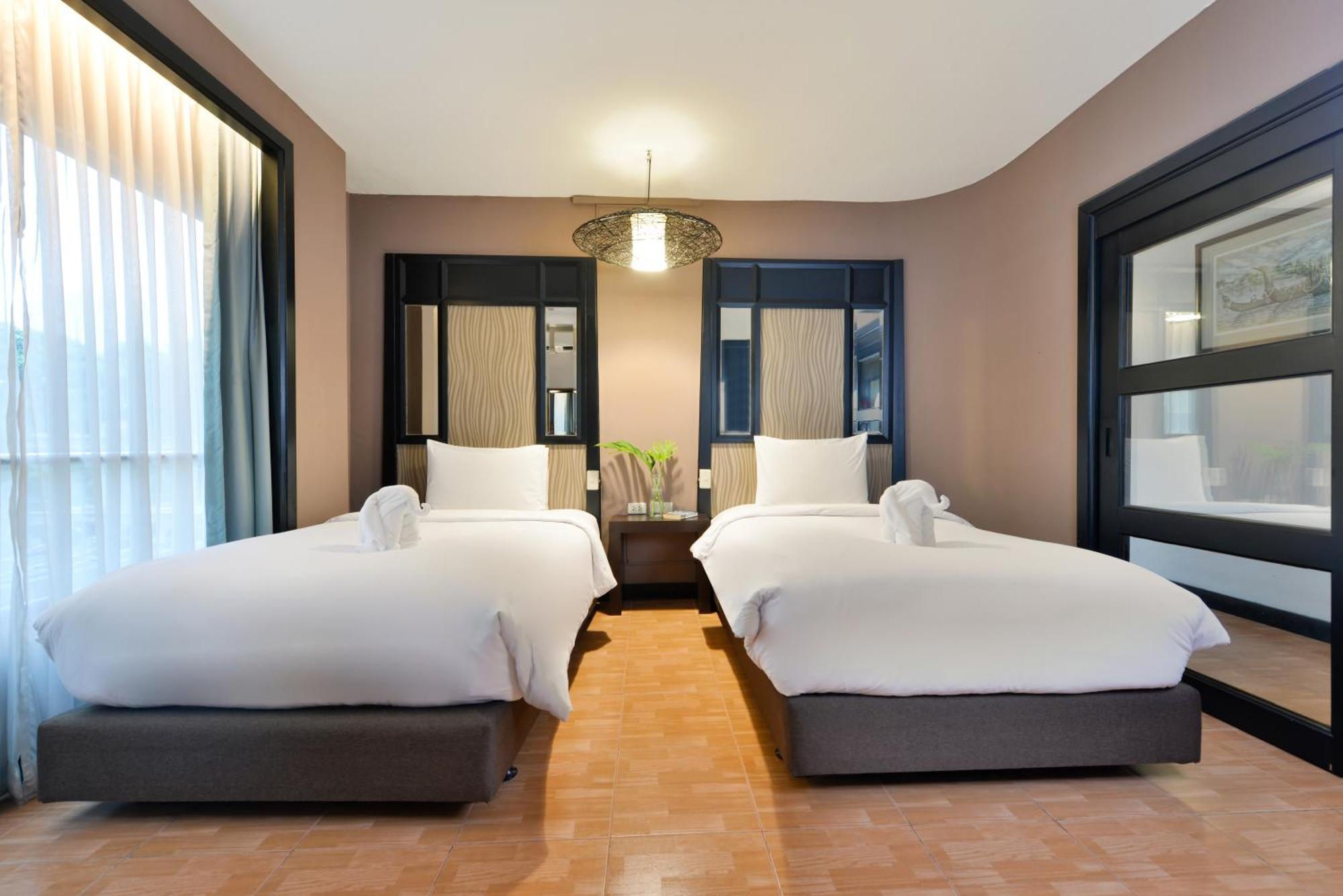 Royal Suite with Twin Bed