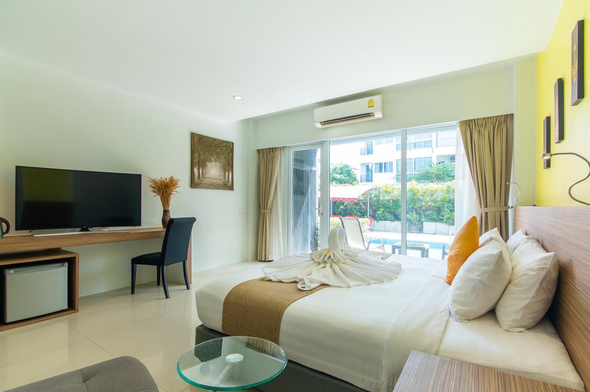 Double or Twin Room Swimming Pool Access,1716368782:JPEG