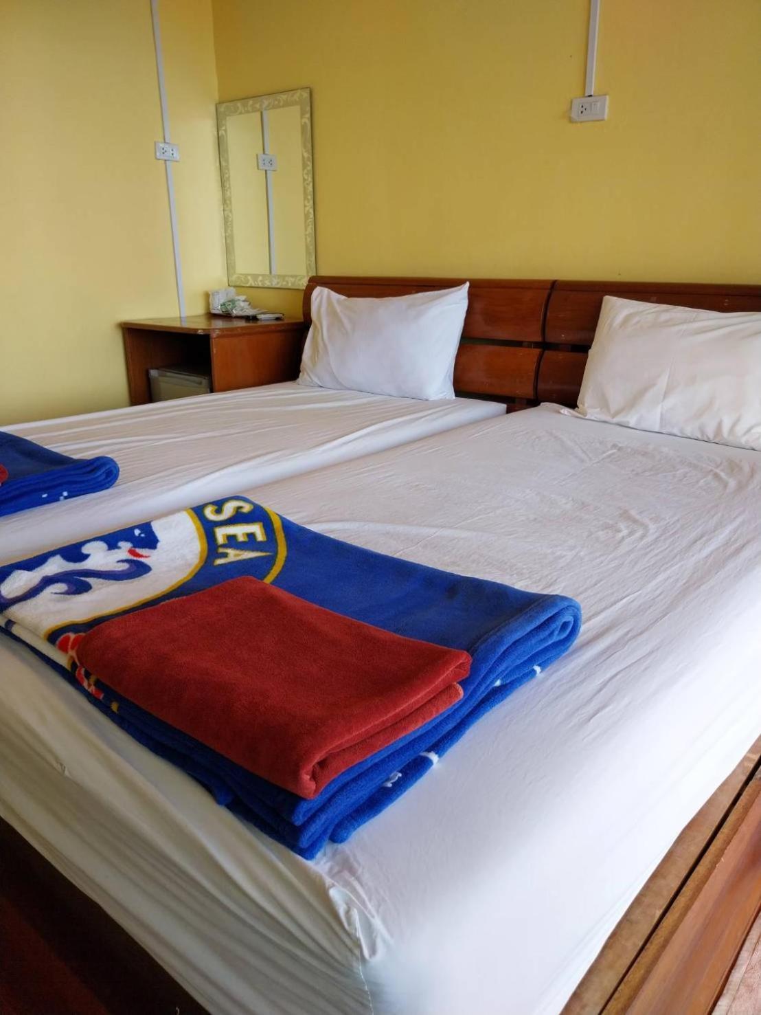 Standard Twin Room Building