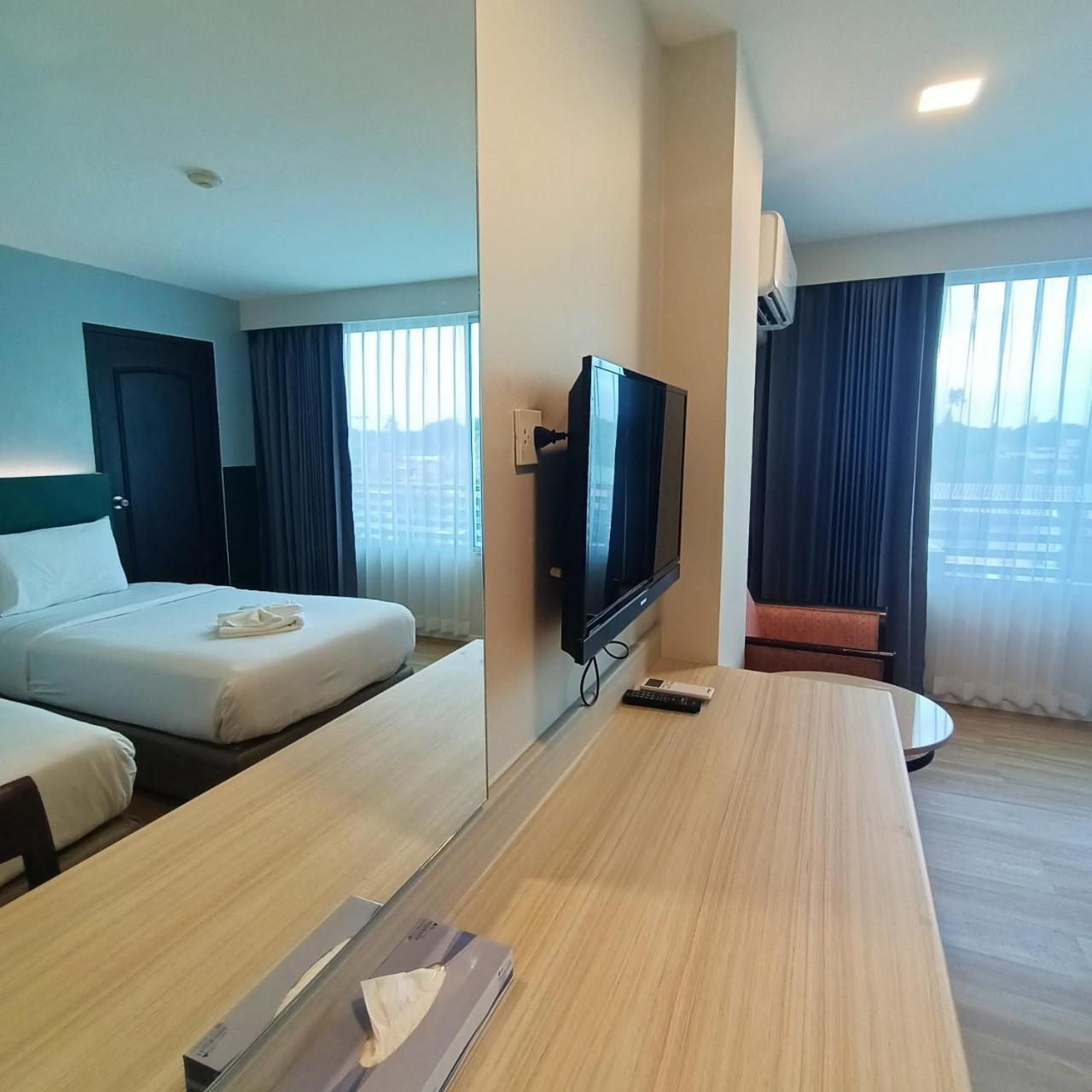 Deluxe Twin Room