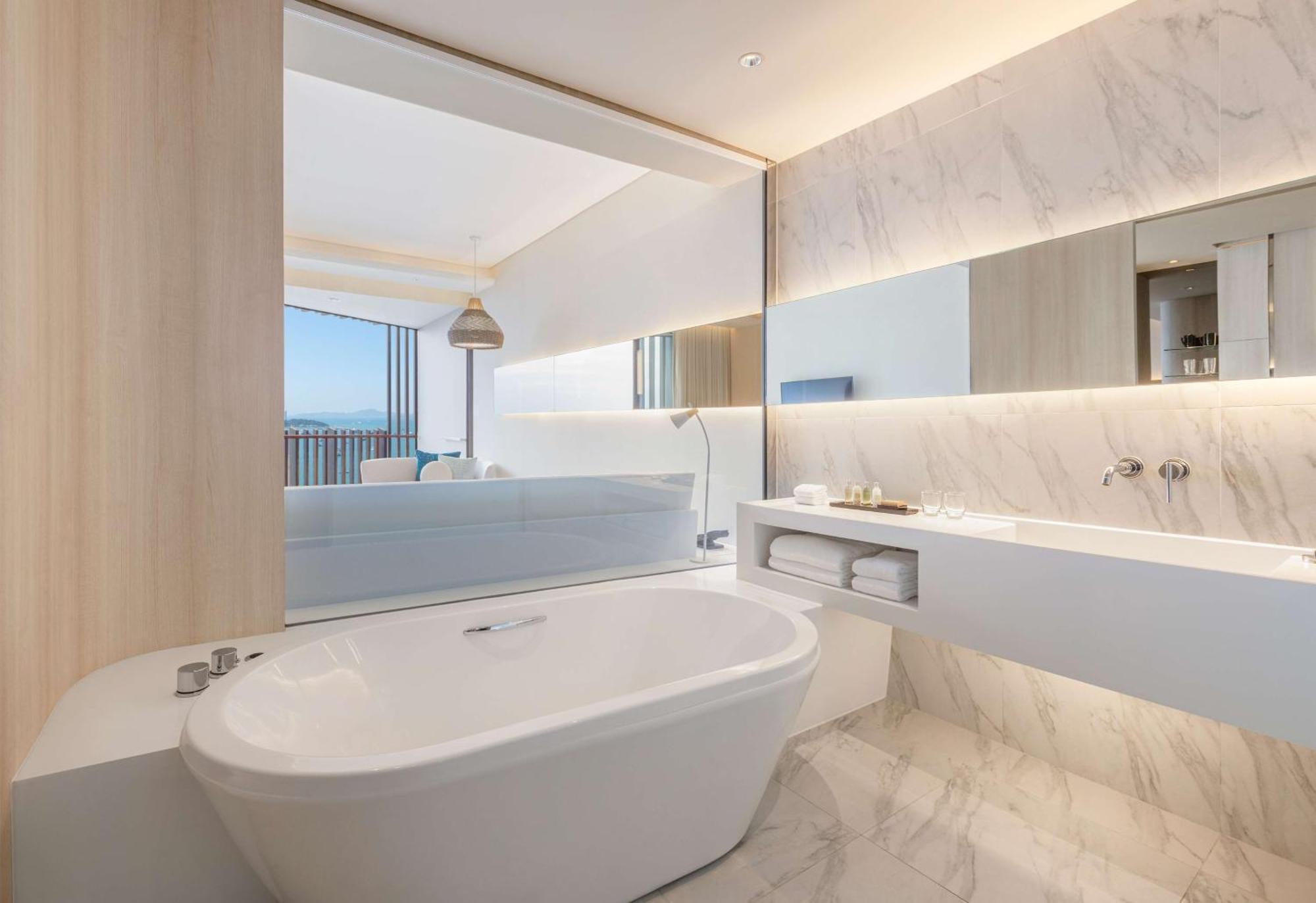 Executive King Room Ocean View