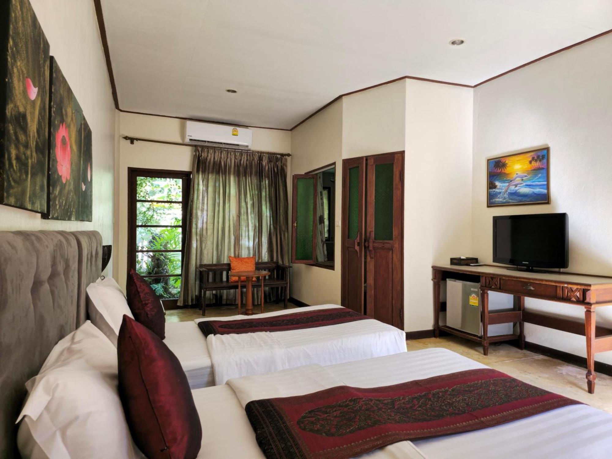 Superior Twin Room