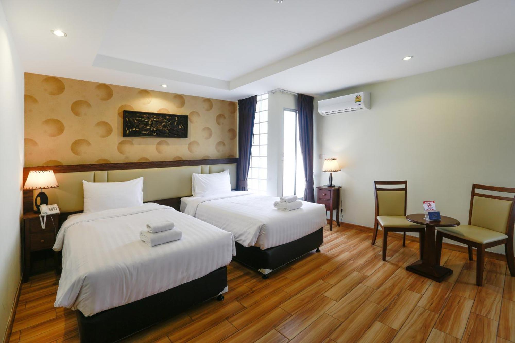 Deluxe Double or Twin Room,461097069:JPEG