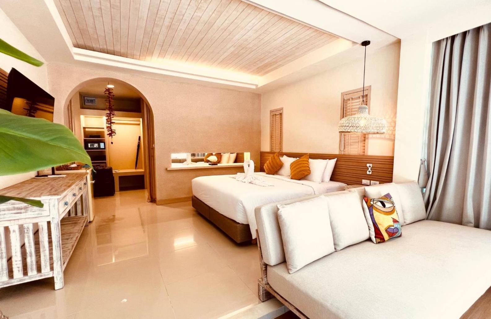 Deluxe Double Room Balcony