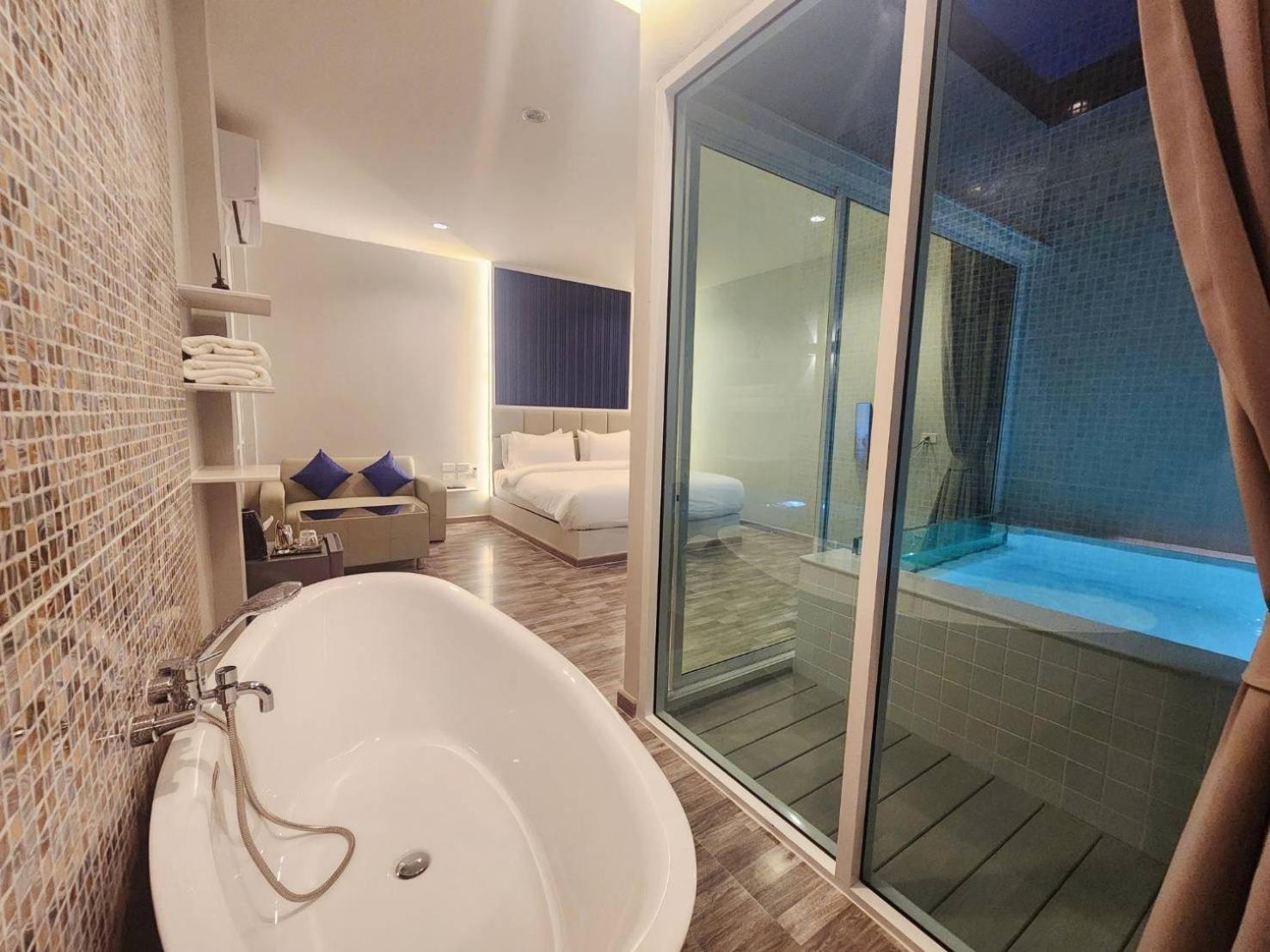 One-Bedroom Villa
