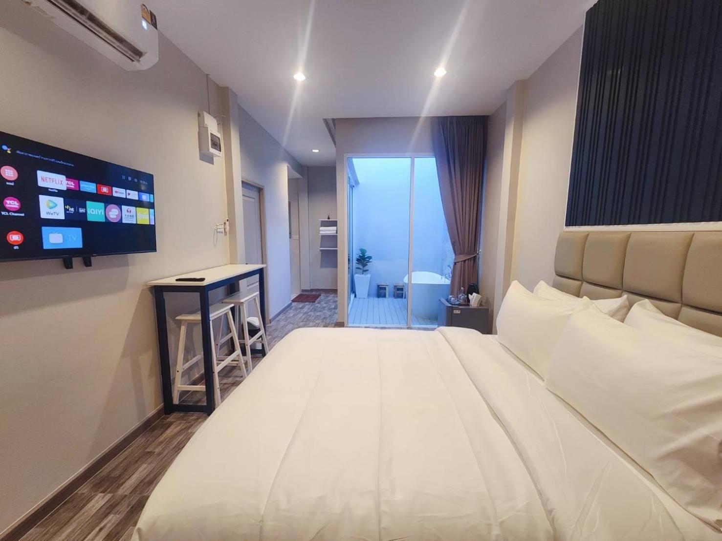 Deluxe Villa