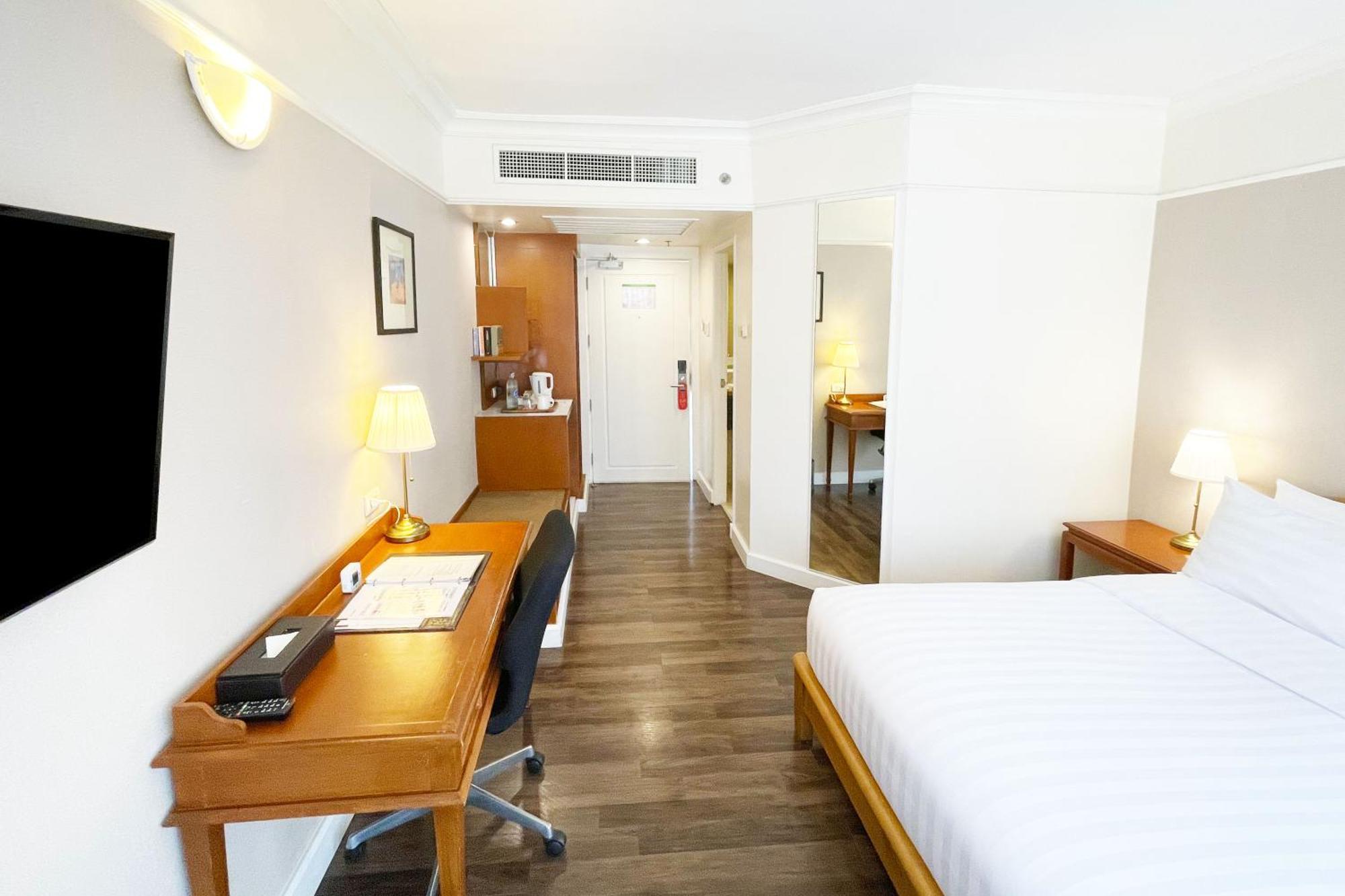Classic Double Room