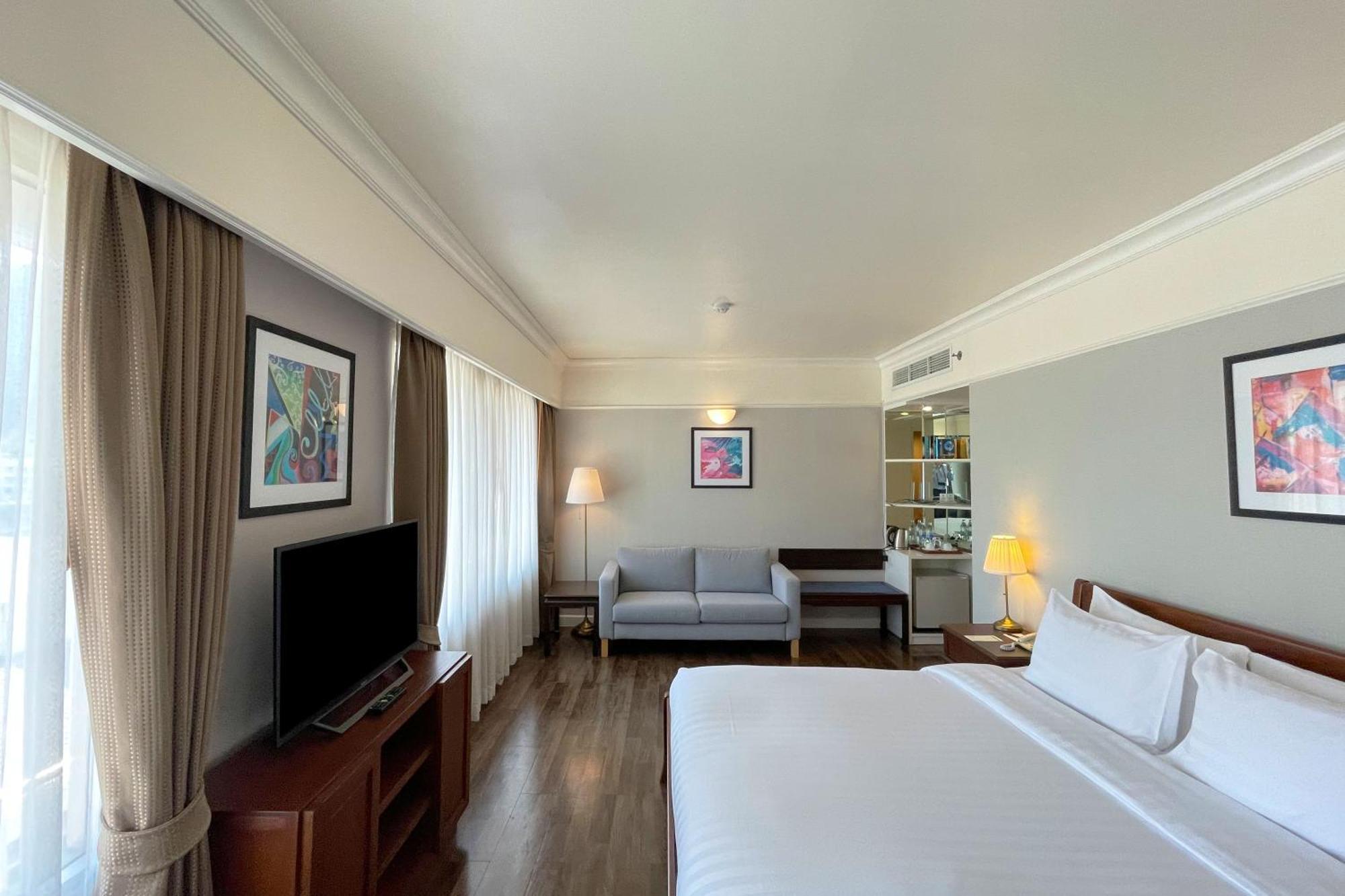 Large Double Room