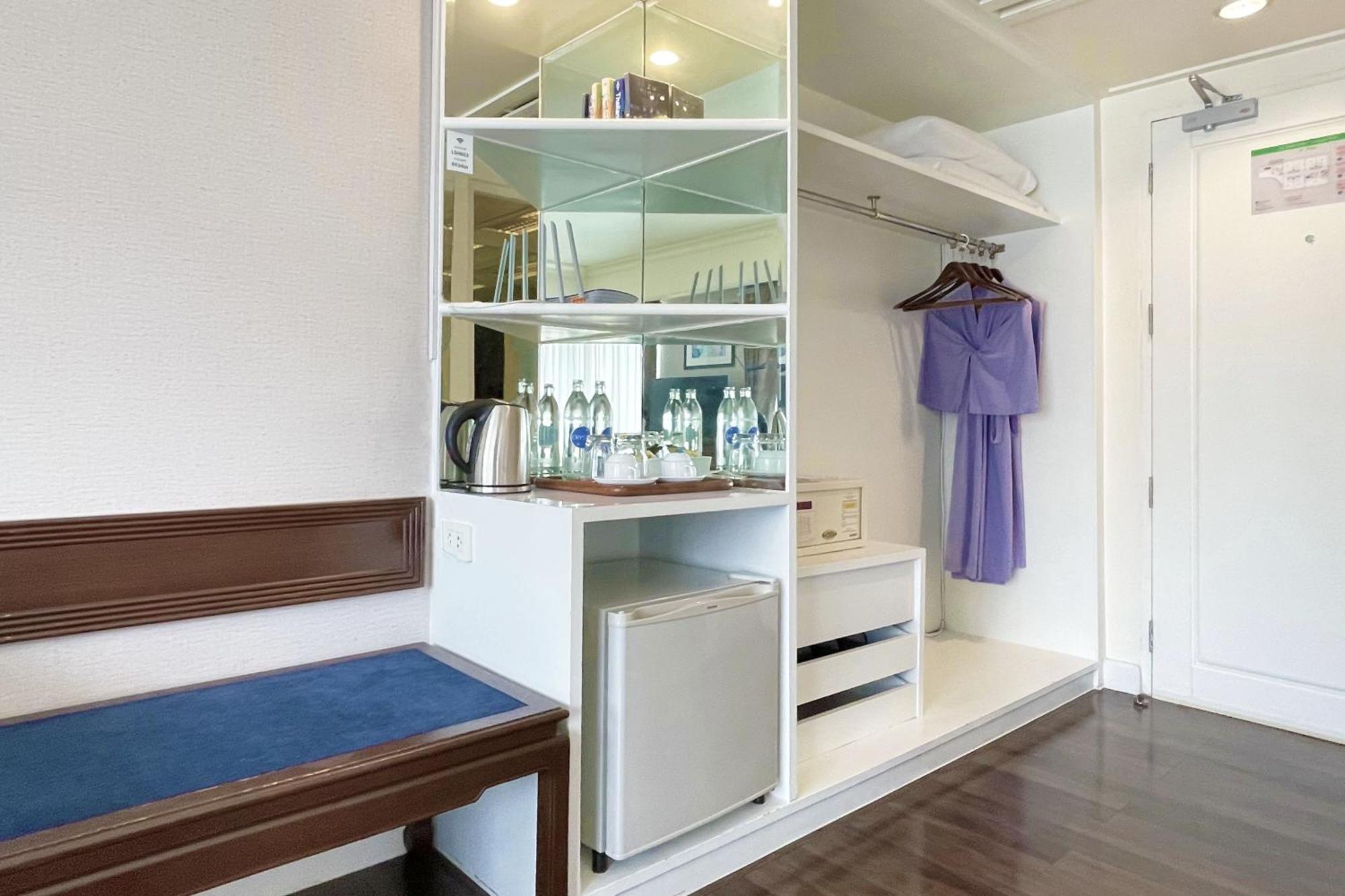 Large Double Room