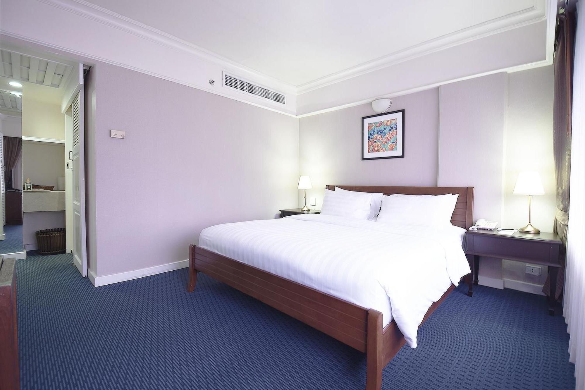One Bedroom Suite