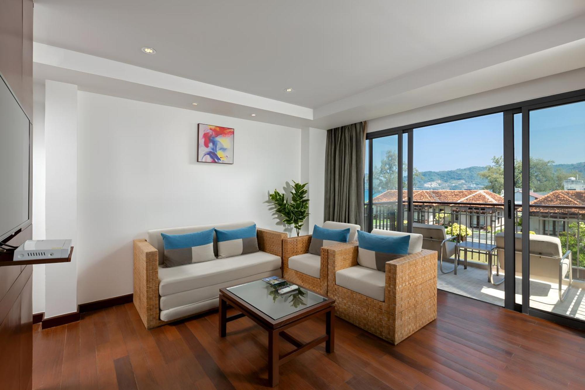 Deluxe Family Room