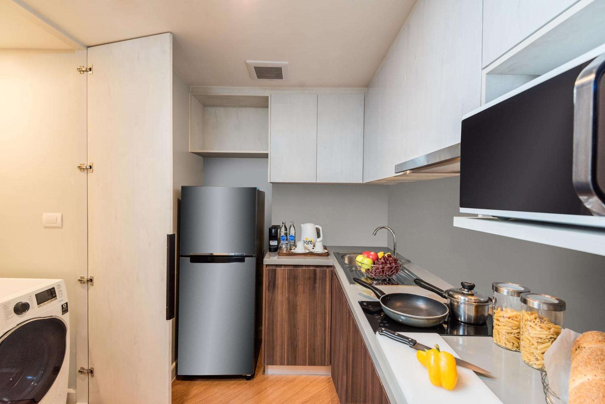 1-bedroom premium suite