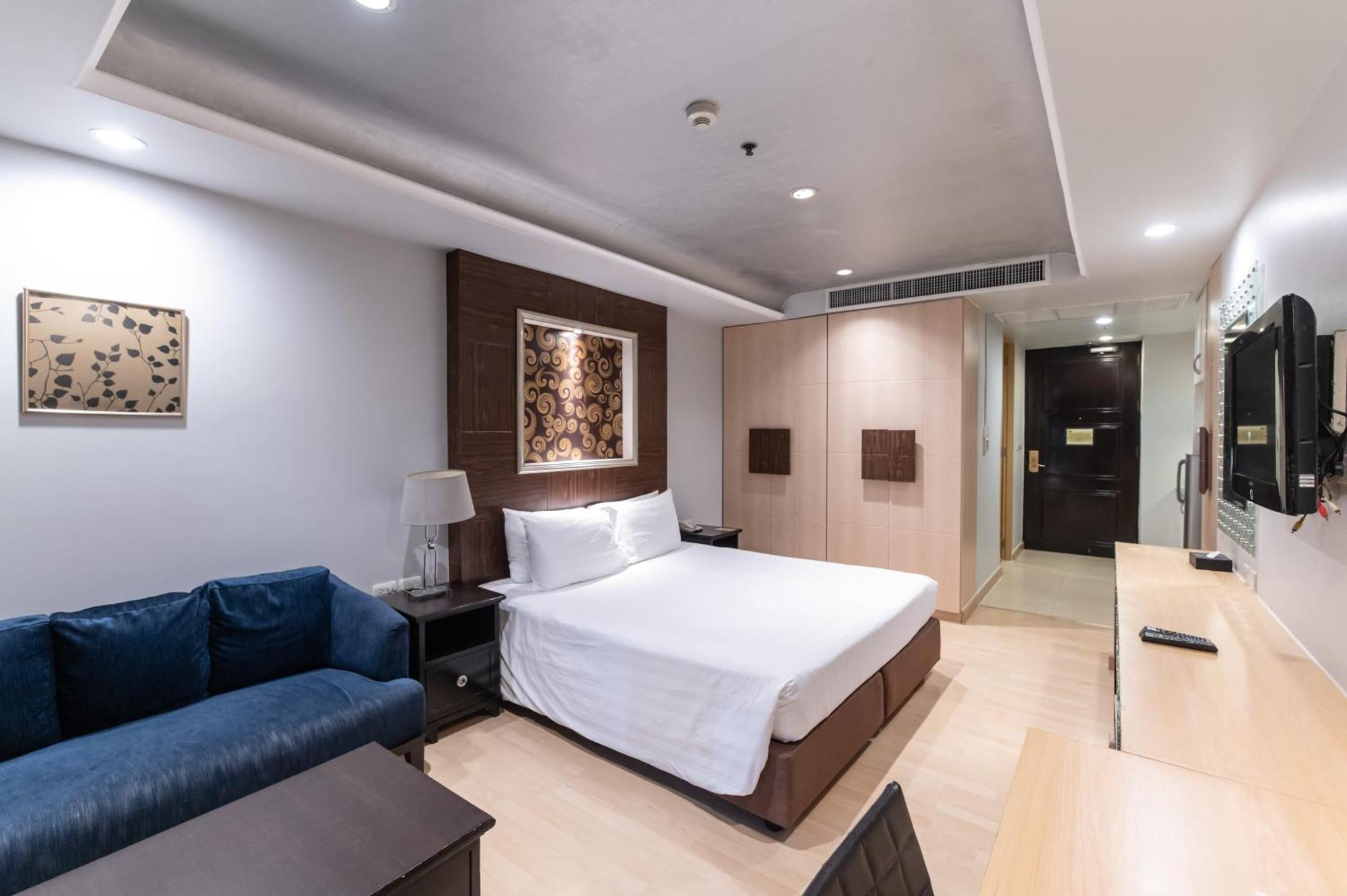 Premier Studio Balcony
