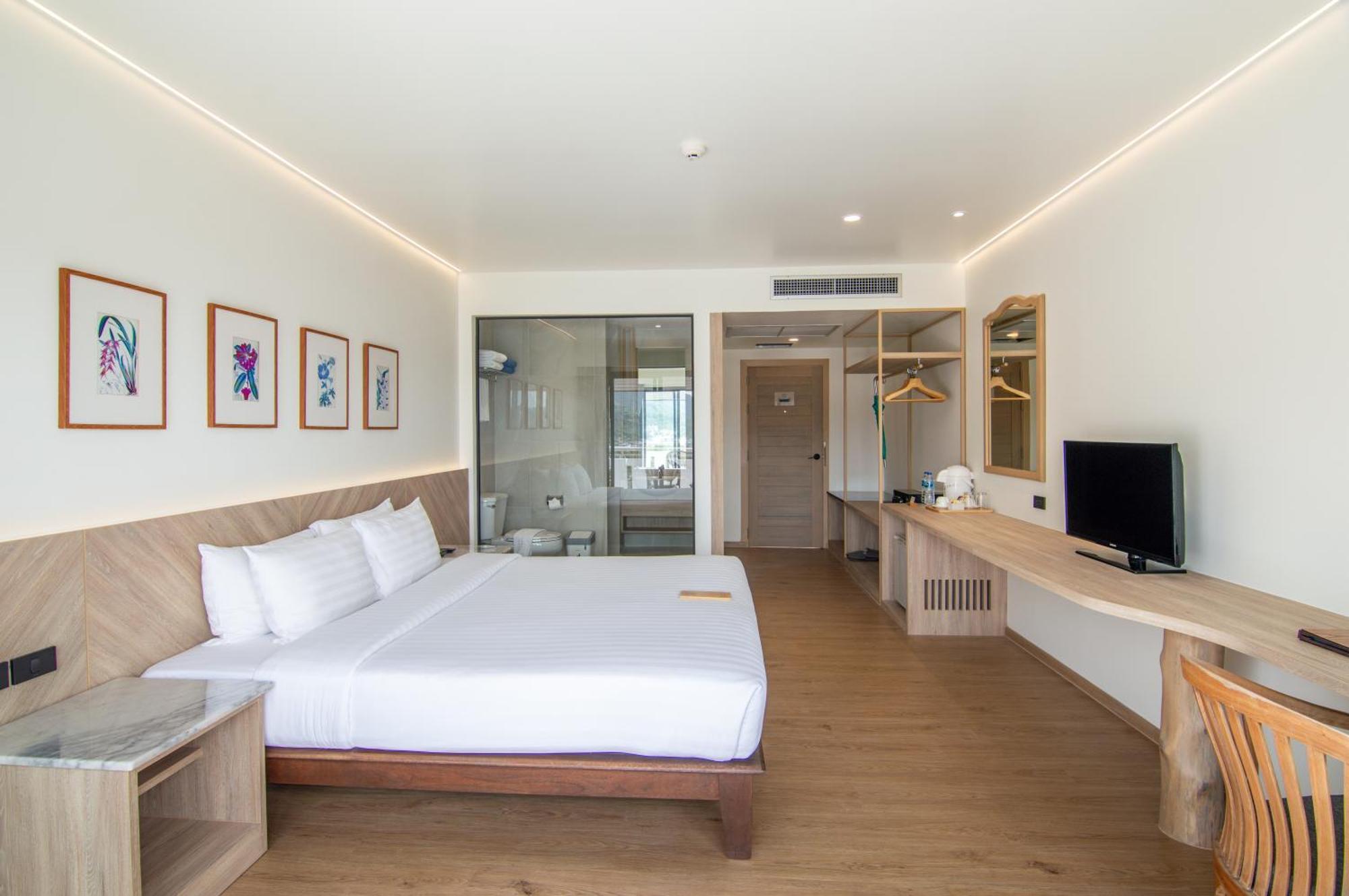 Deluxe Double or Twin Room Sea View