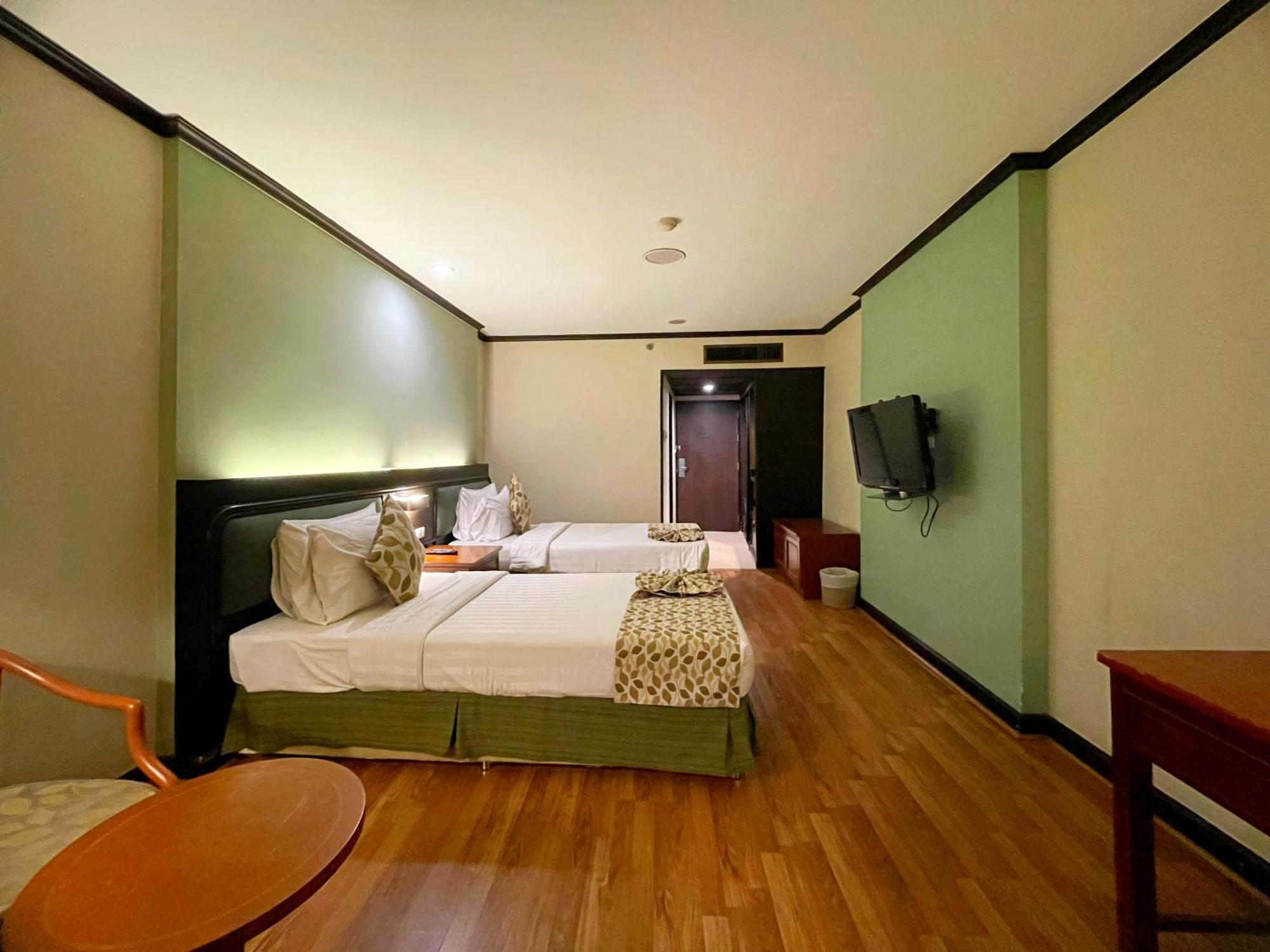 Deluxe Premium Twin Room
