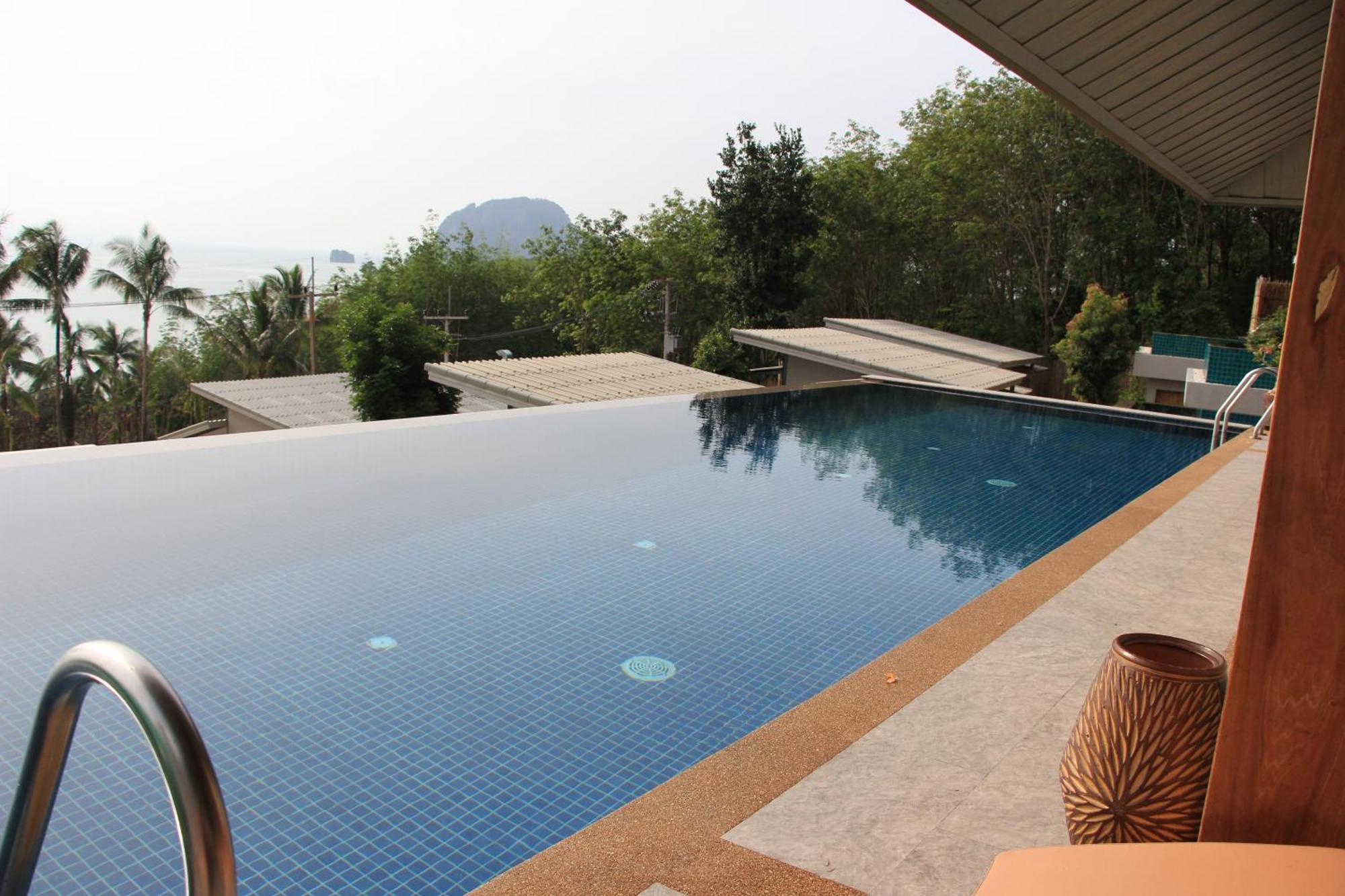 Family Pool Villa Sea View