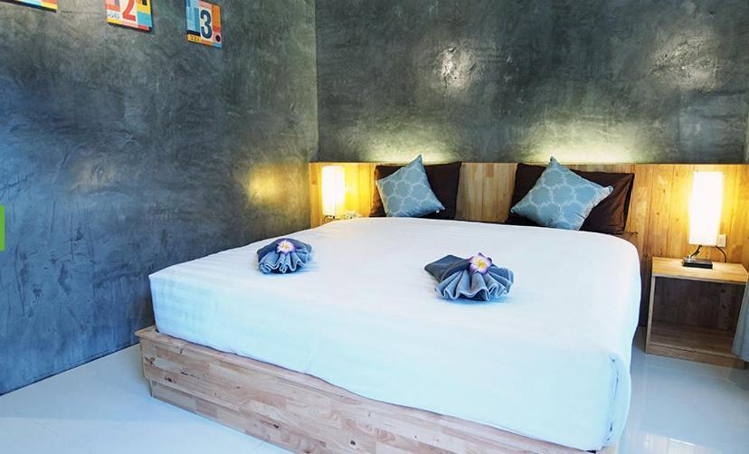 Deluxe Double Room, Pool Access