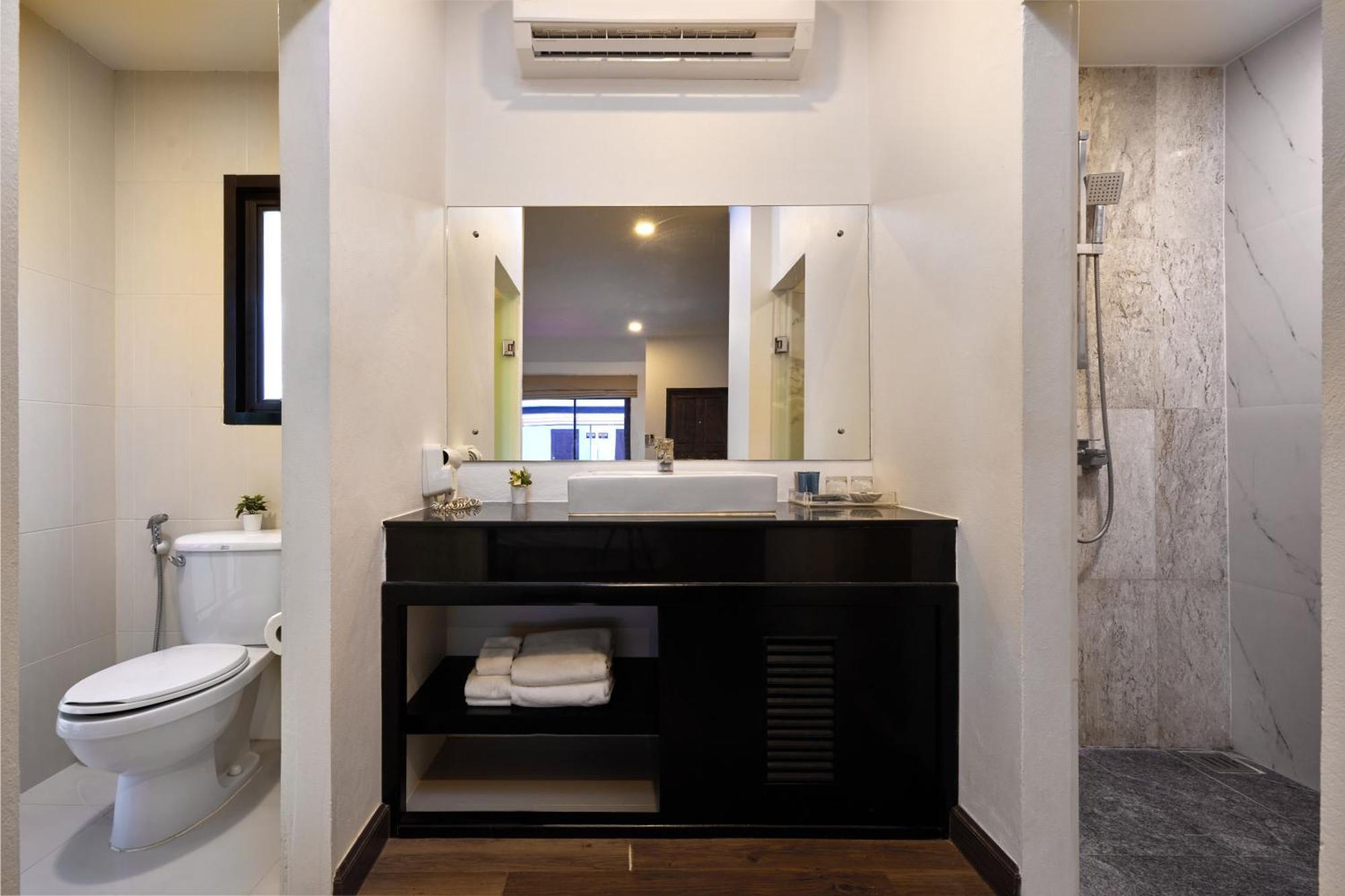 Oriental Grand Deluxe