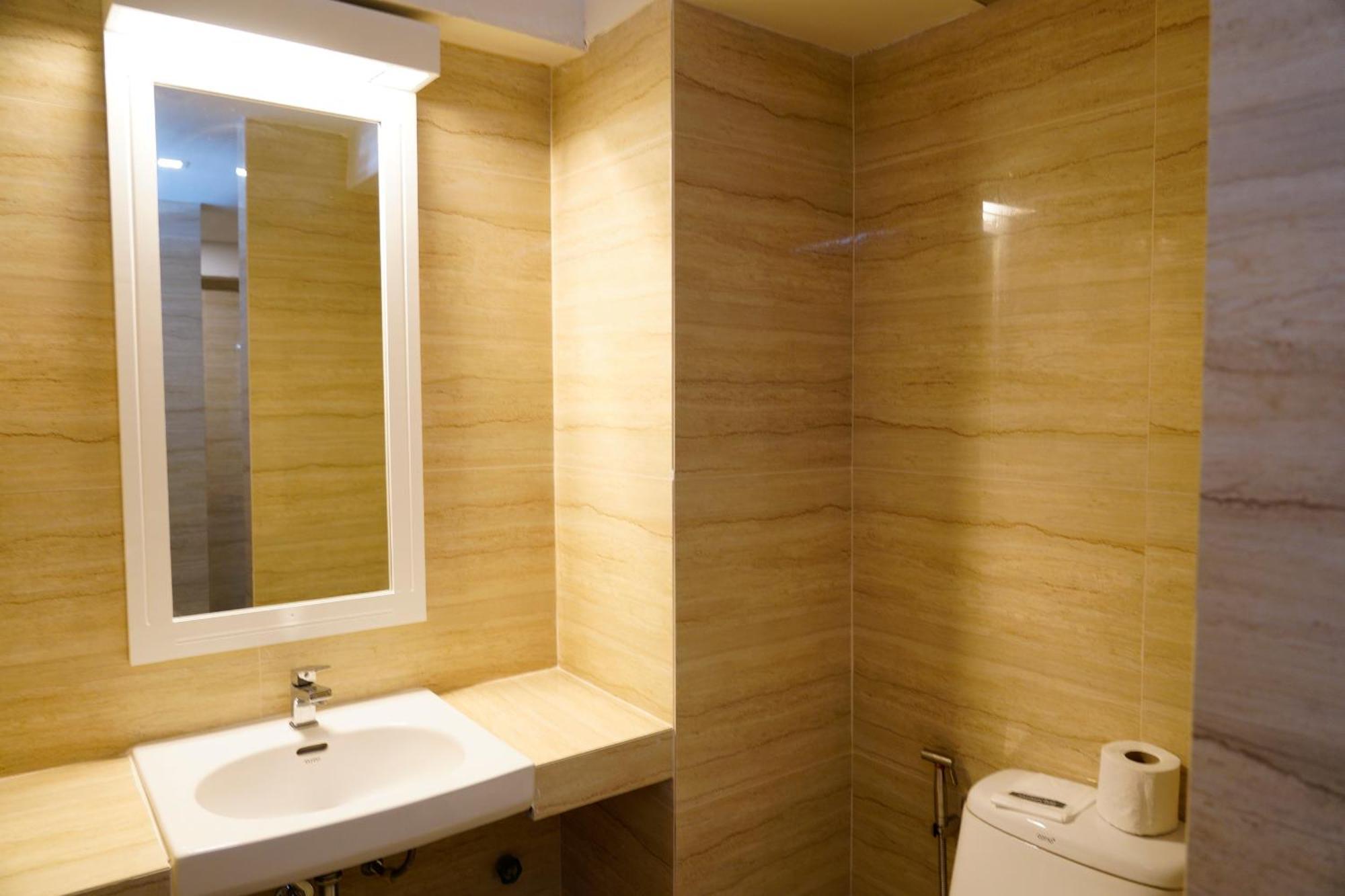 Deluxe Triple Room Window,1589460022:JPEG