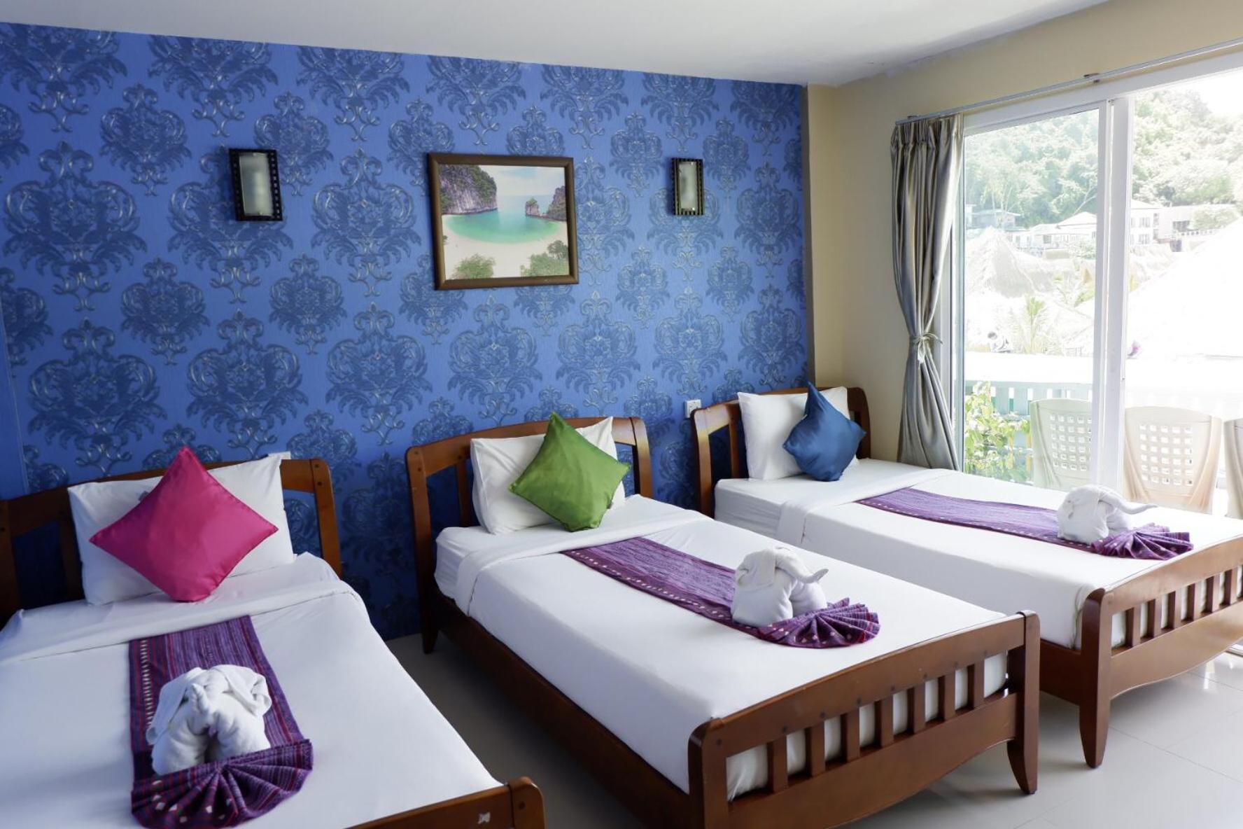 Triple Room Balcony