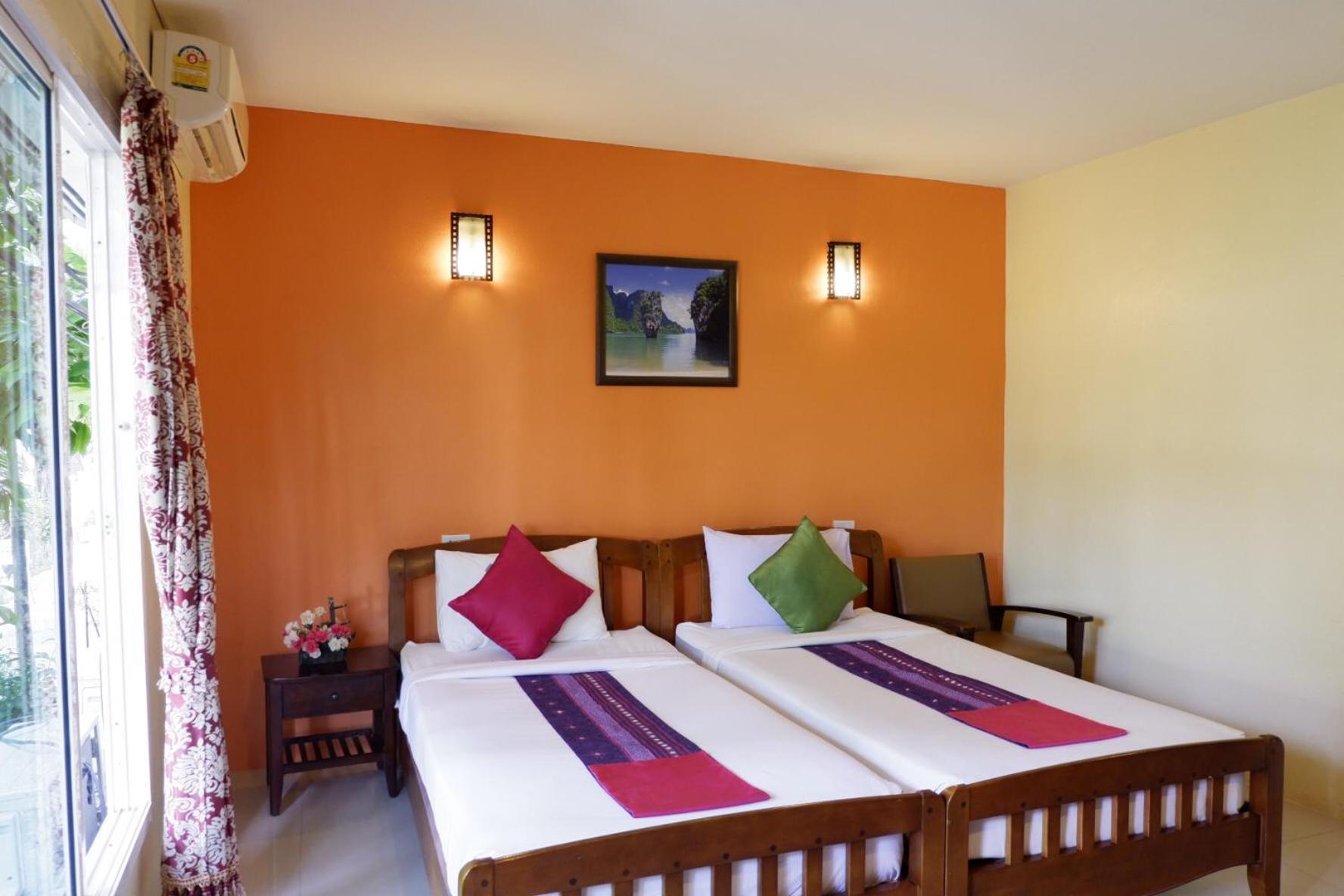 Economy Twin Room