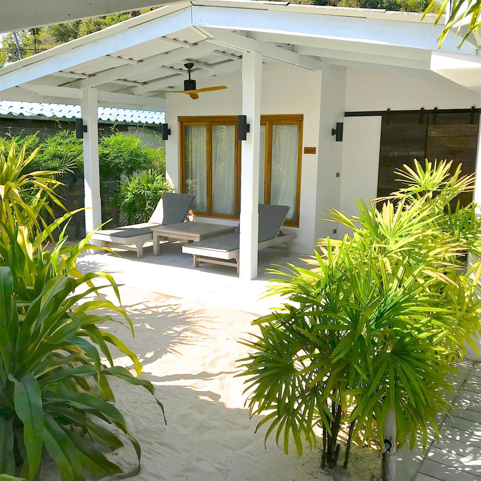 Bungalow with Garden View,1589524254:JPEG
