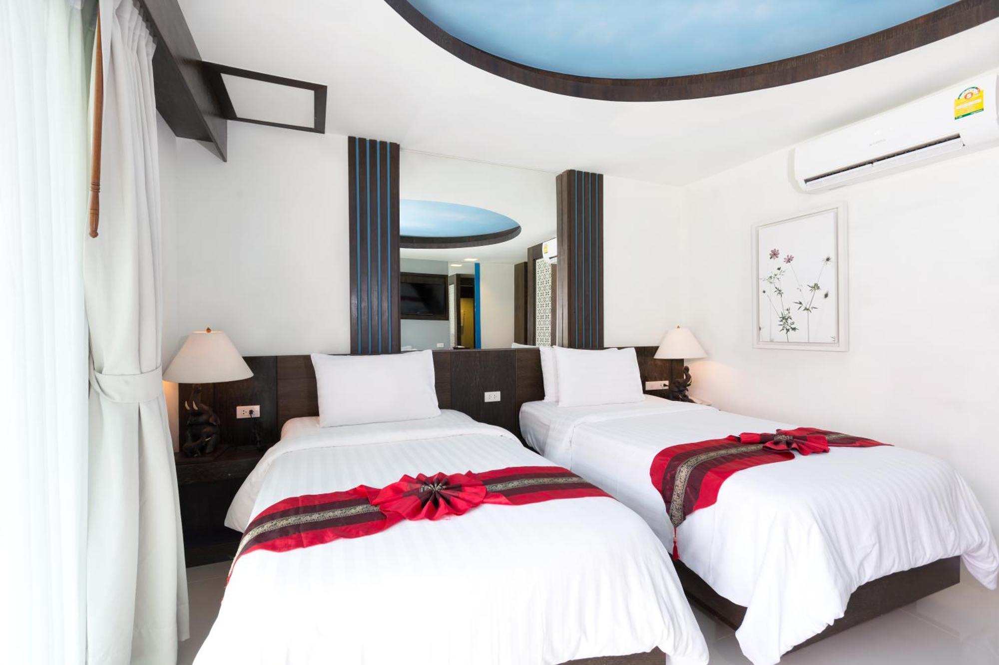 Deluxe Double or Twin Room