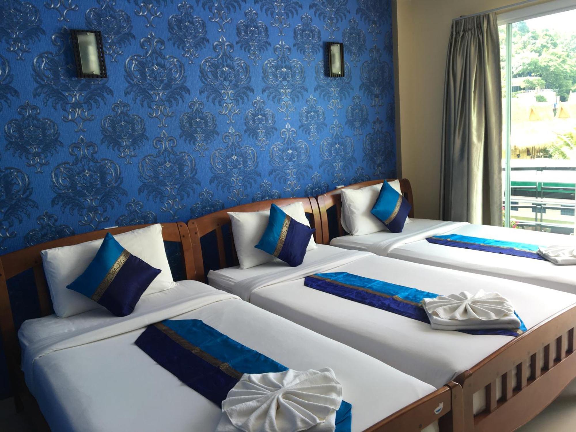 Triple Room Balcony