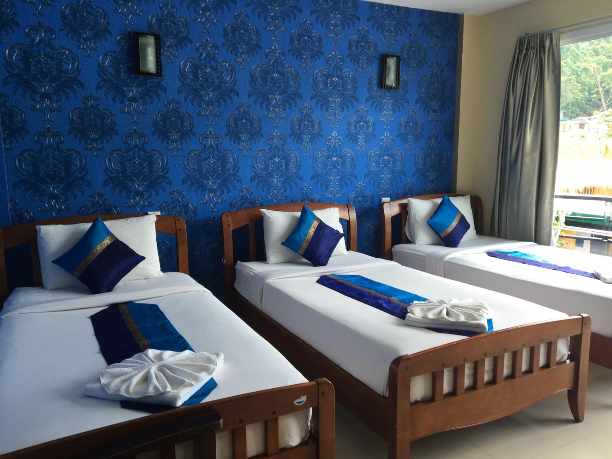 Triple Room Balcony