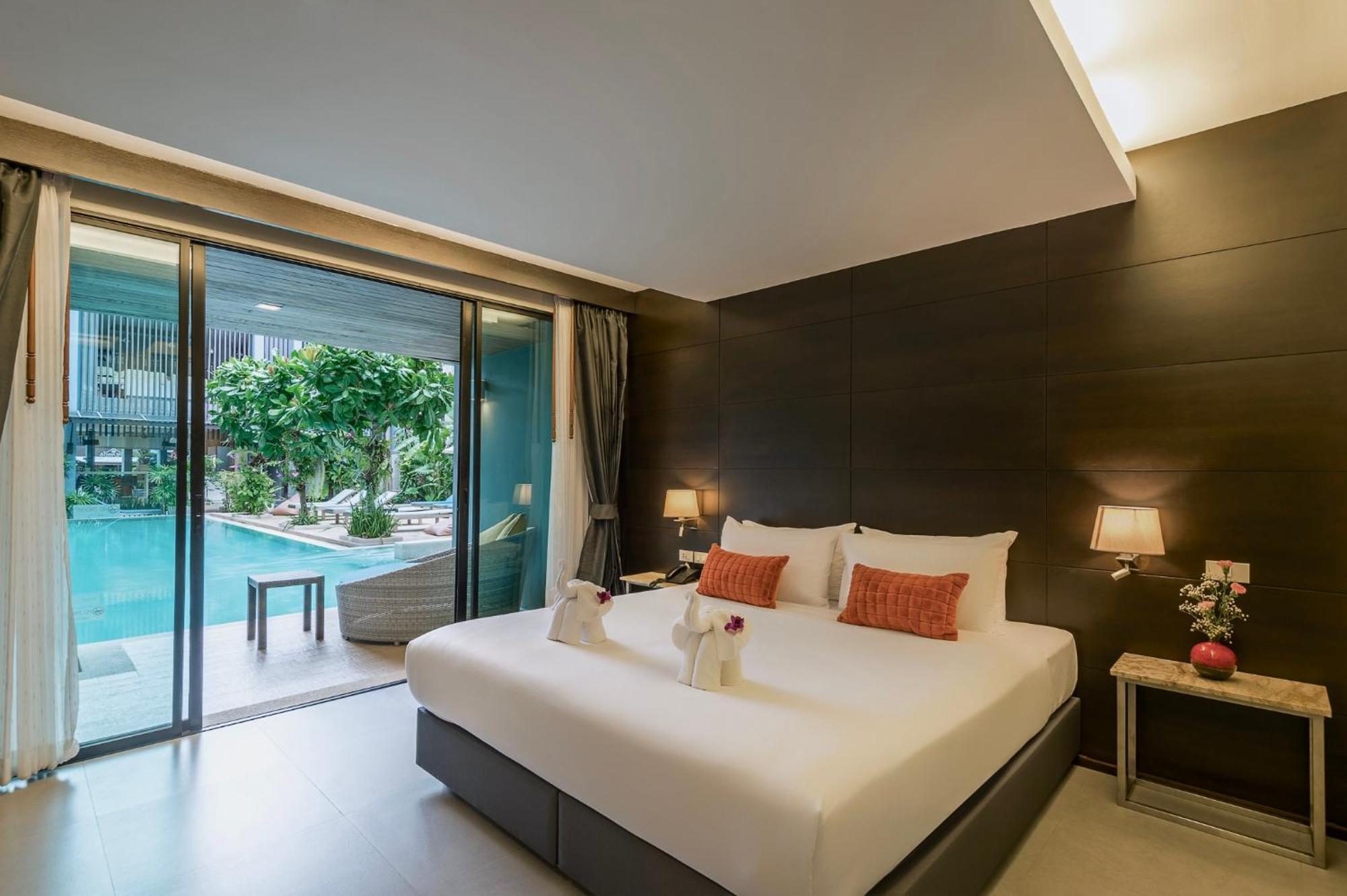 Deluxe Double or Twin Room with Pool Access,1590341785:JPEG