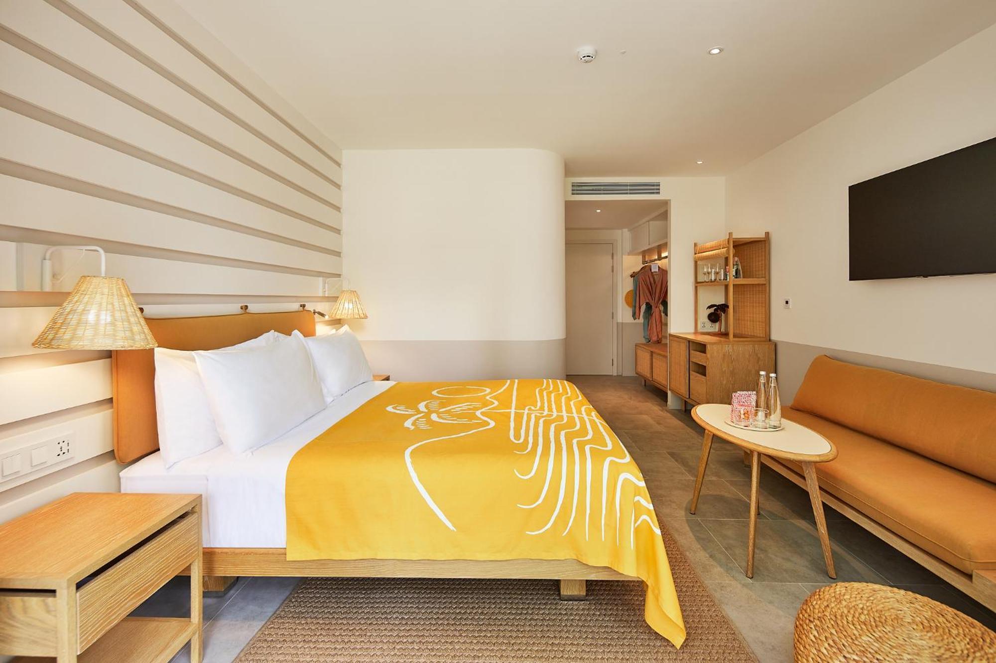 Standard King Room