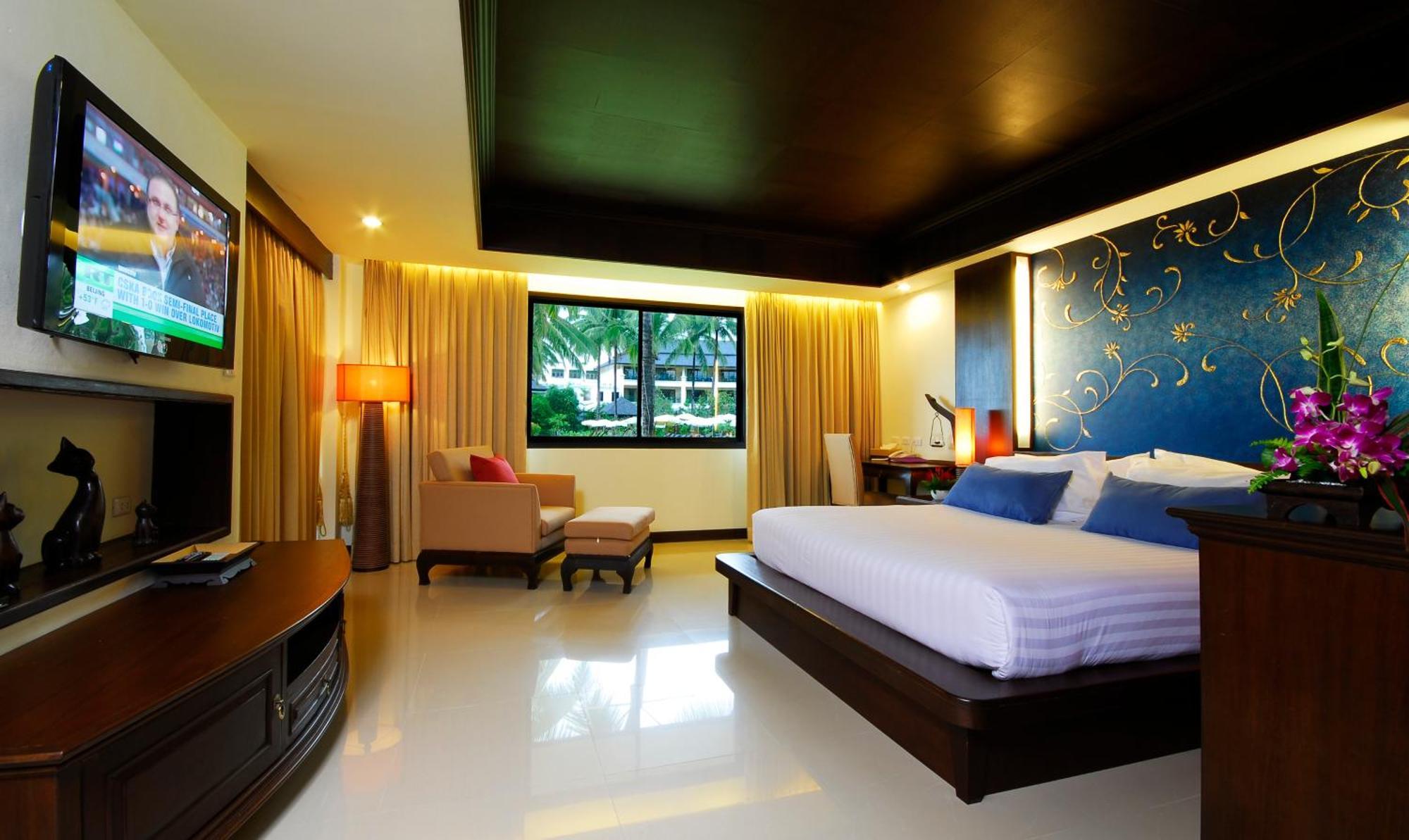 Orchid Jacuzzi Suite