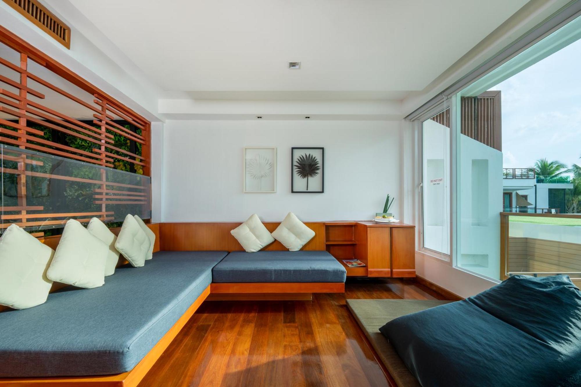 Pool Villa loft Daily Complimentary Minibar