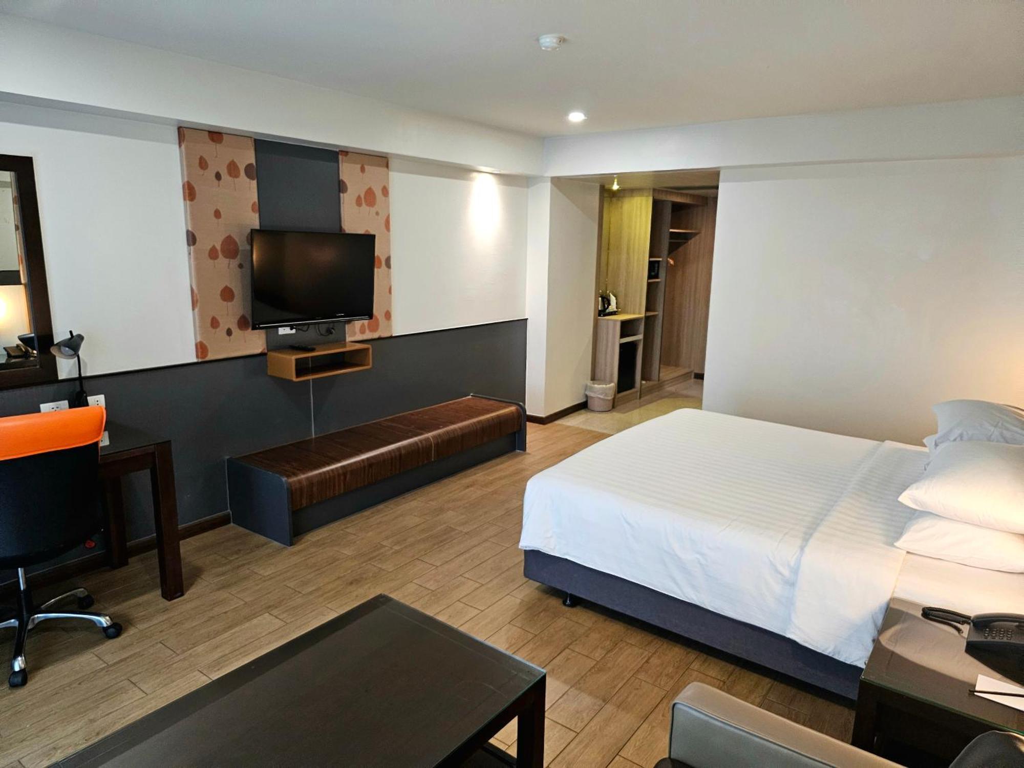 King Room