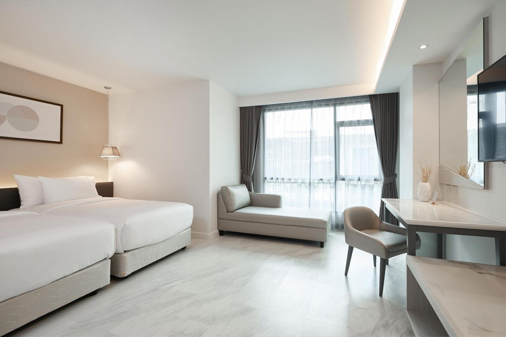 Deluxe Premier Twin Room