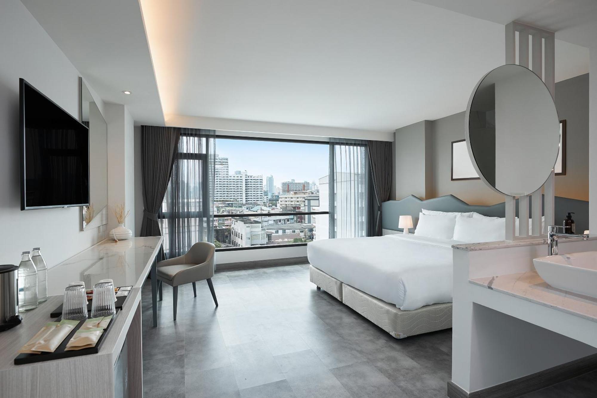 Superior Double Room City View