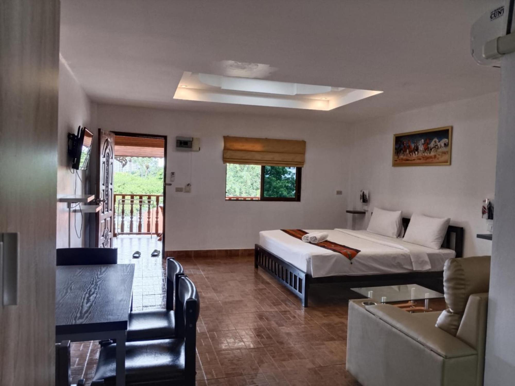 Double Room Garden View