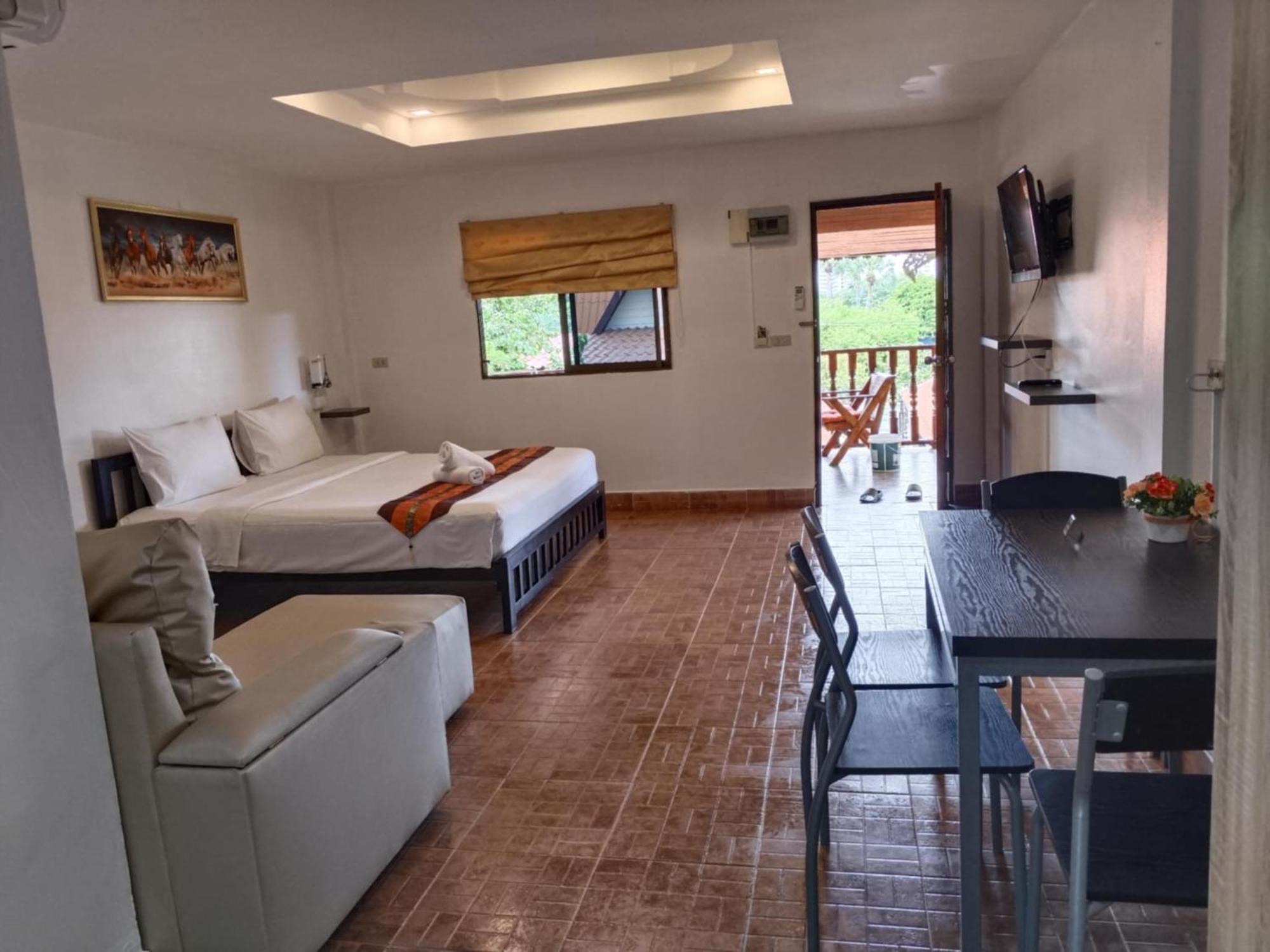 Double Room Garden View