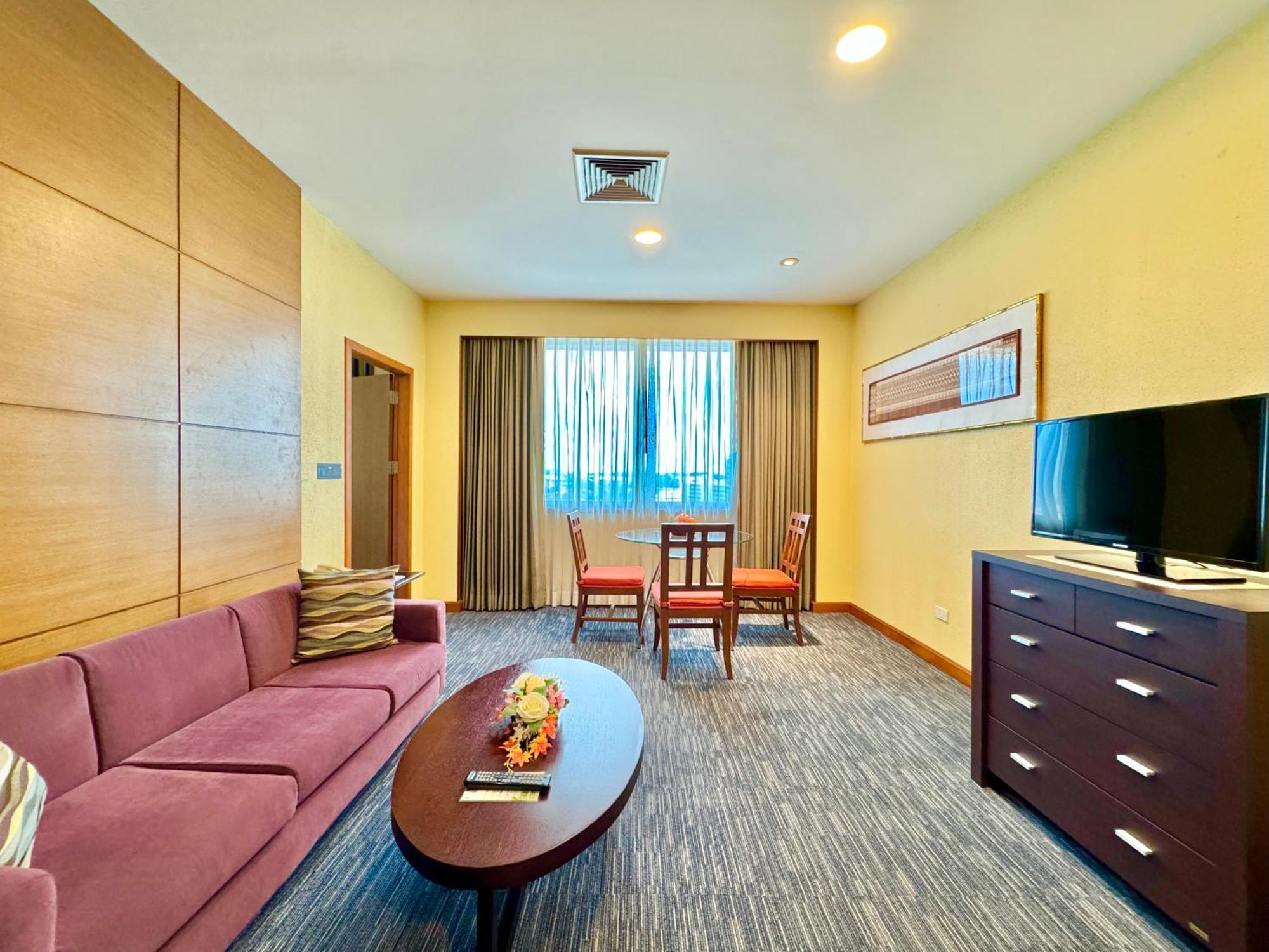 Executive Suite