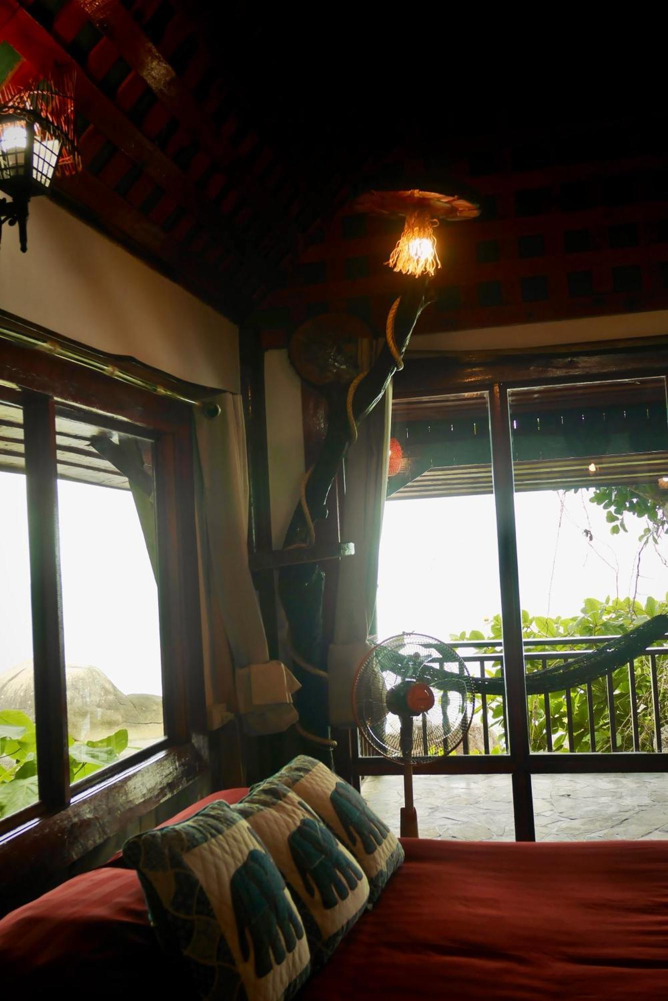 DELUXE AIR CON BUNGALOW ON THE ROCKS #38