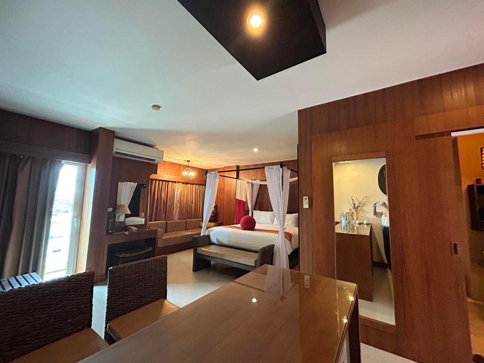 Junior Suite